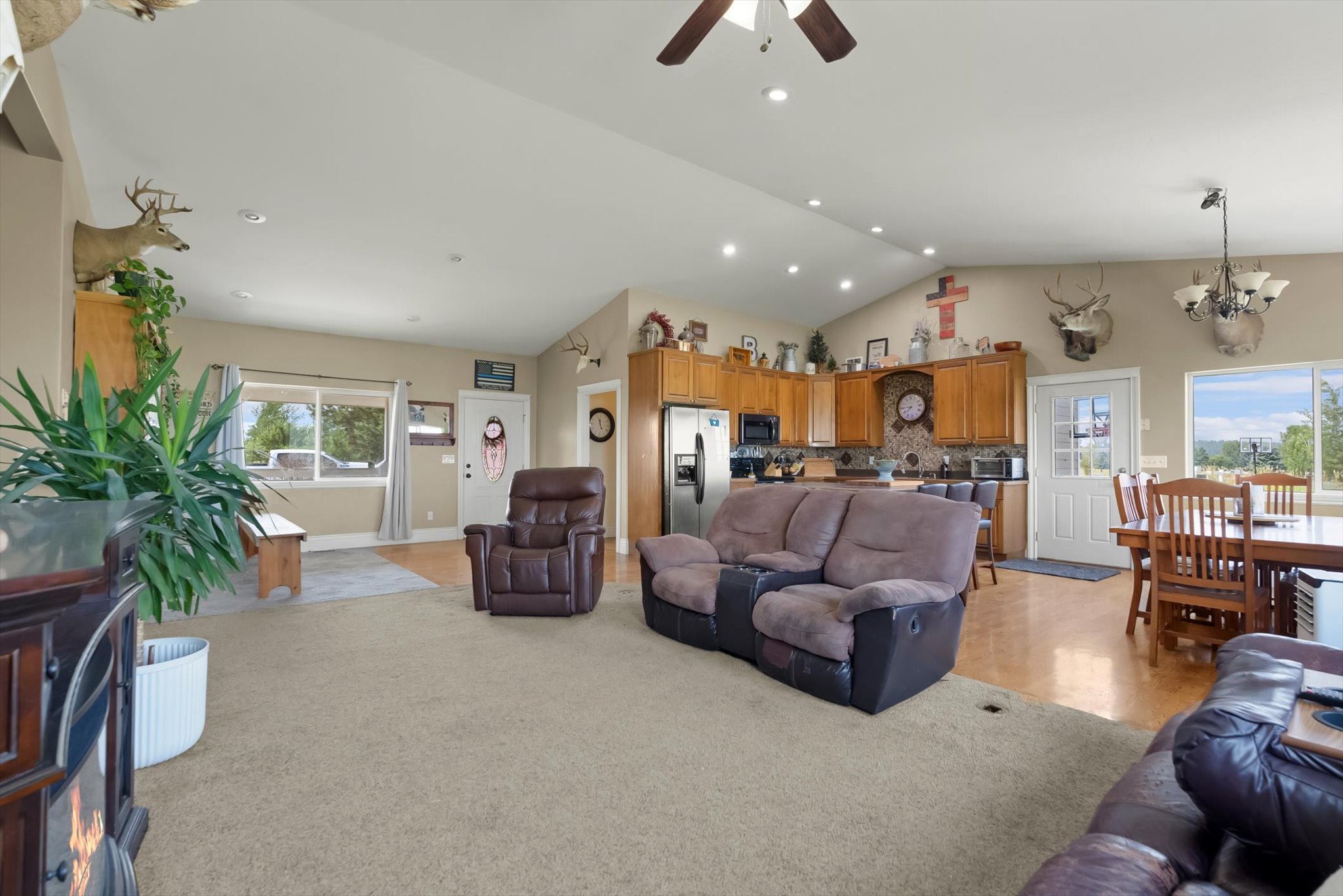 1089 Stonefield Lane Property Photo 17