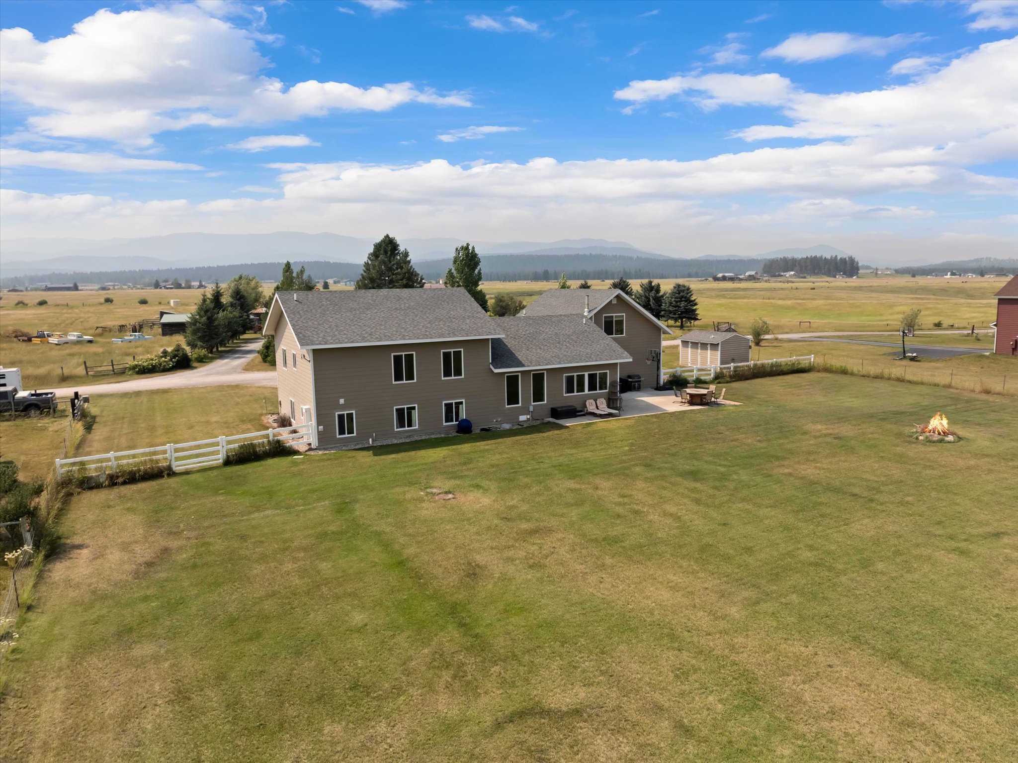 1089 Stonefield Lane Property Photo 49