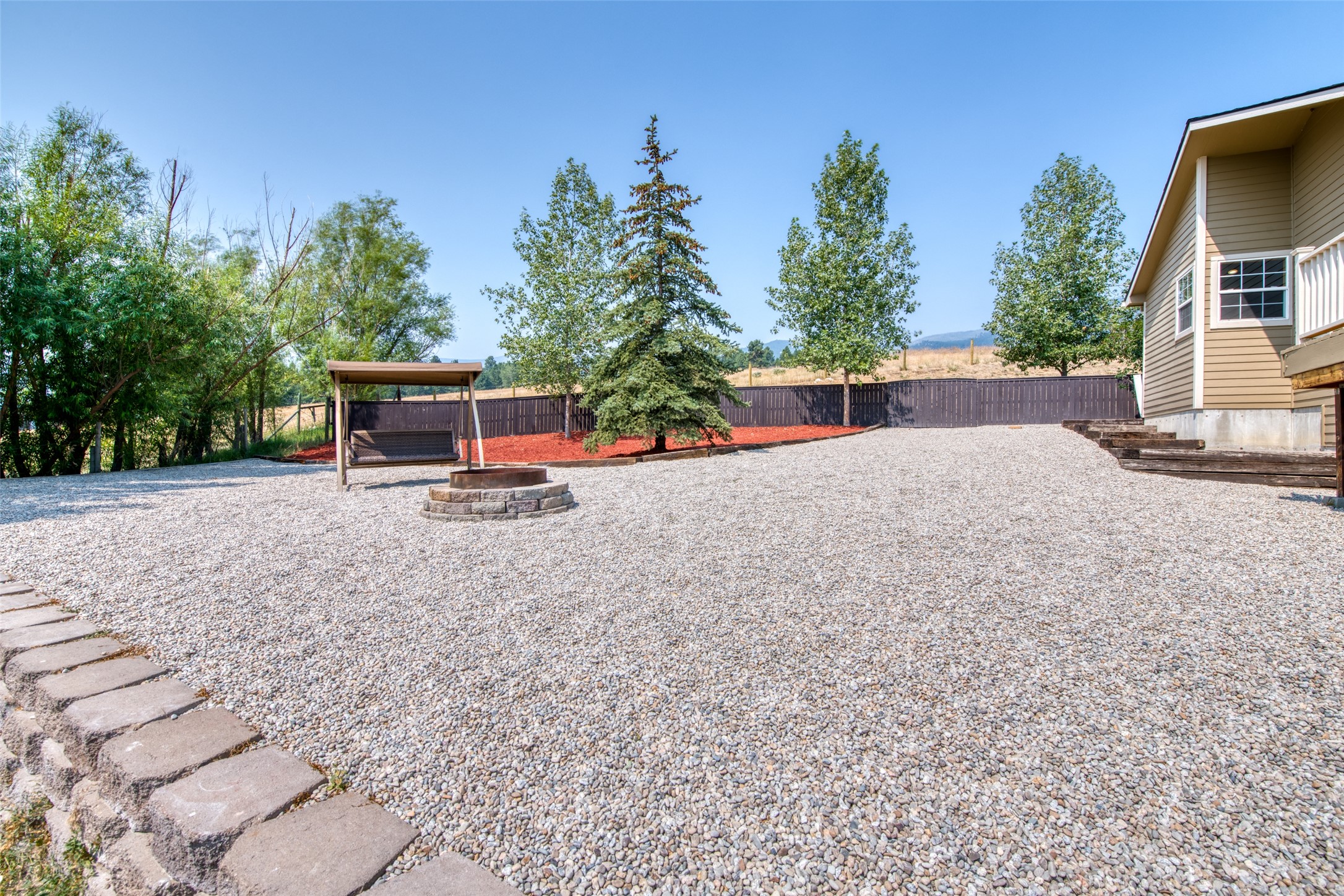 553 Sunset West Road Property Photo 10