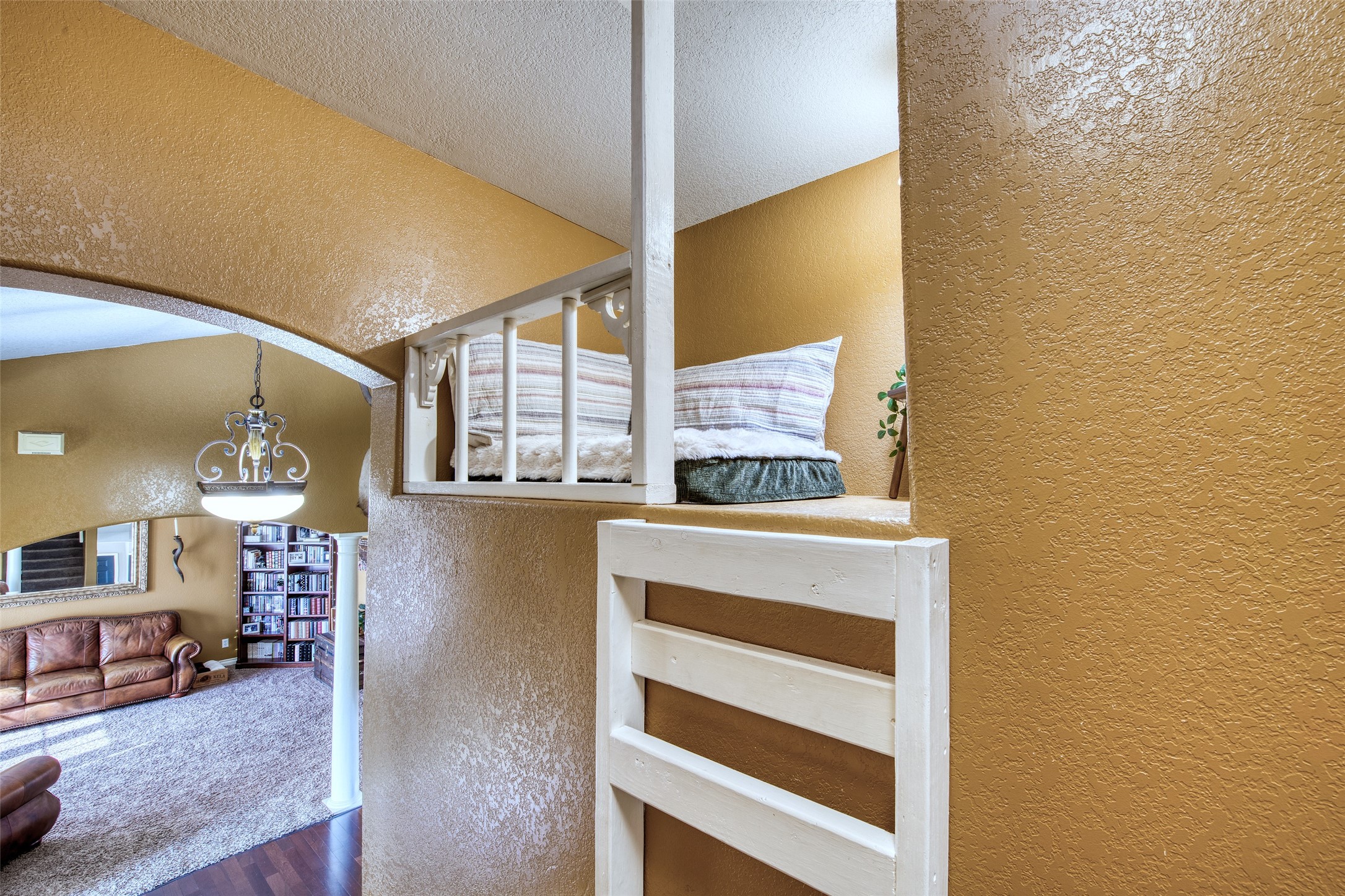 553 Sunset West Road Property Photo 40