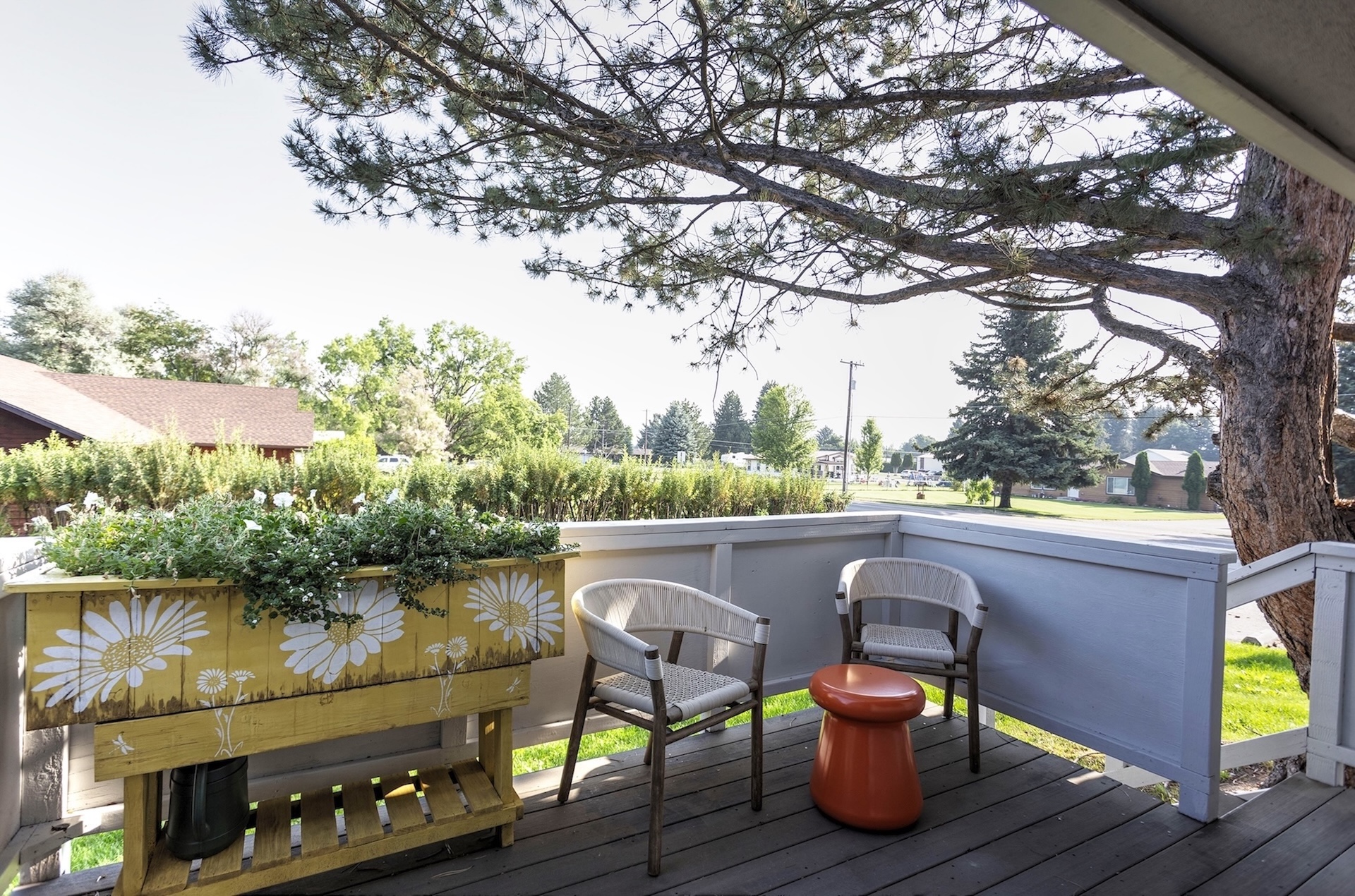 1625 Clements Road Property Photo 8
