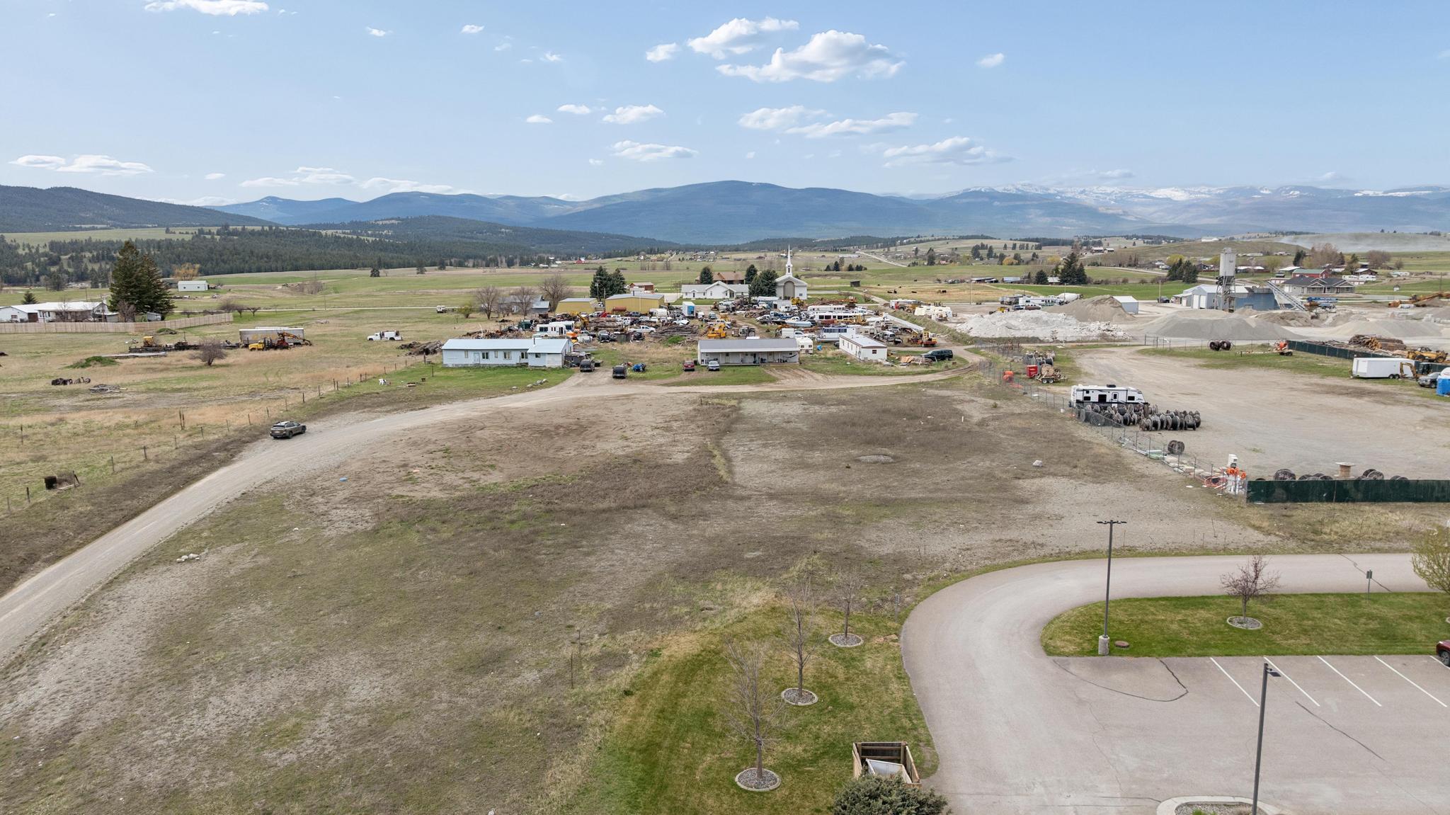 1343 Hwy 93 Property Photo 5
