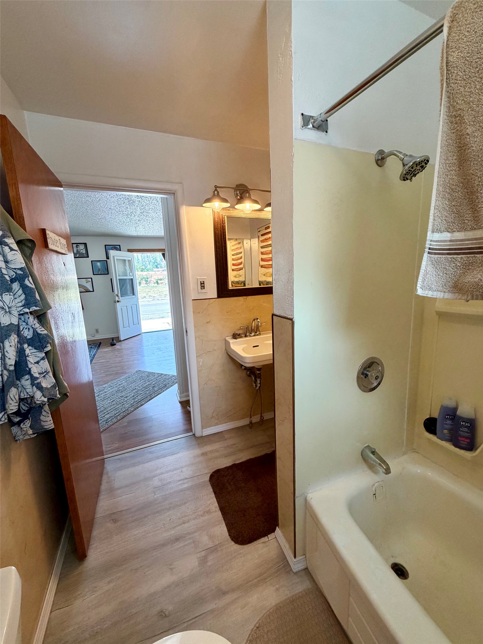 301 4th Avenue E Property Photo 16