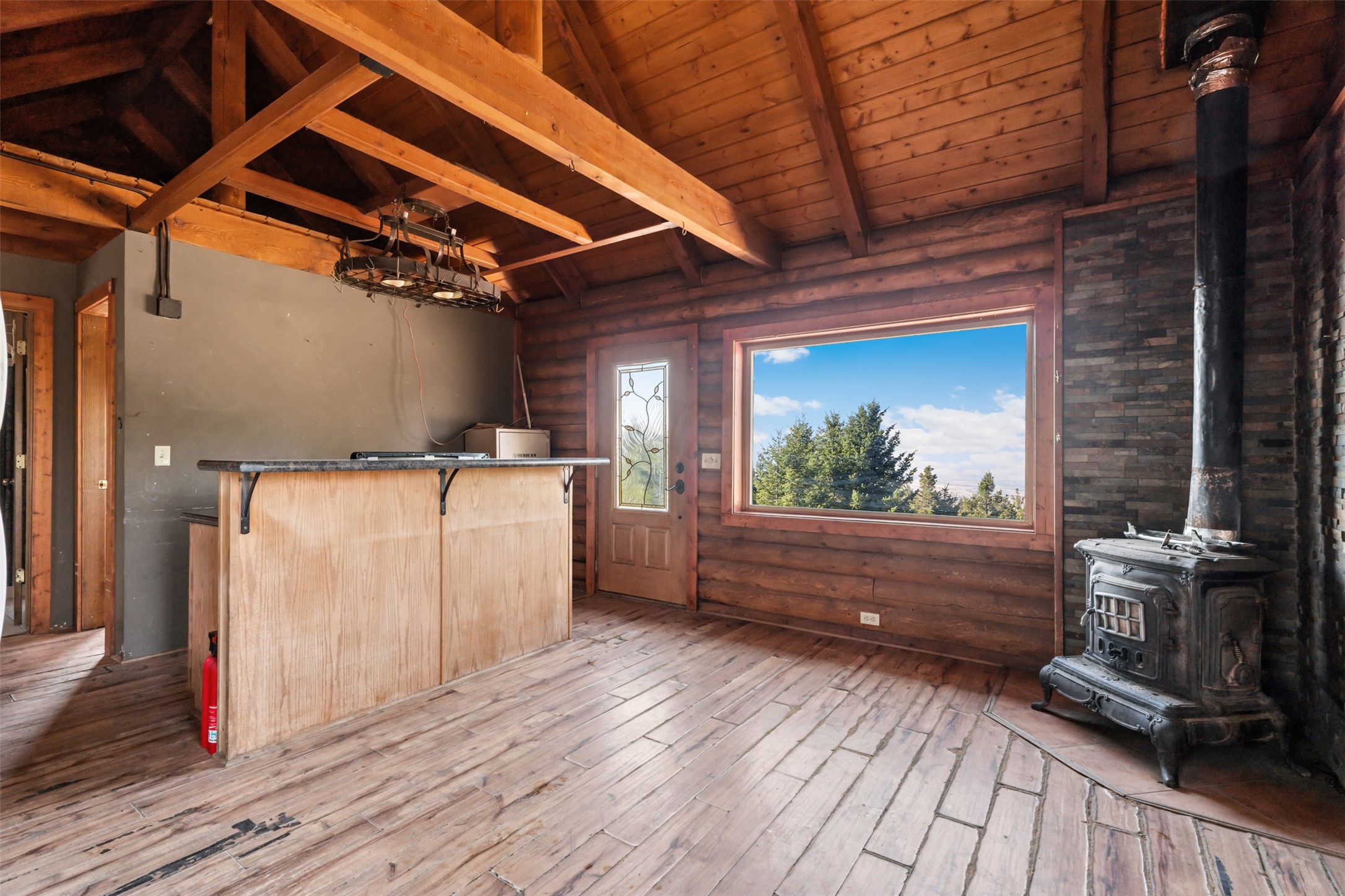 18371 High Mountain View Property Photo 6