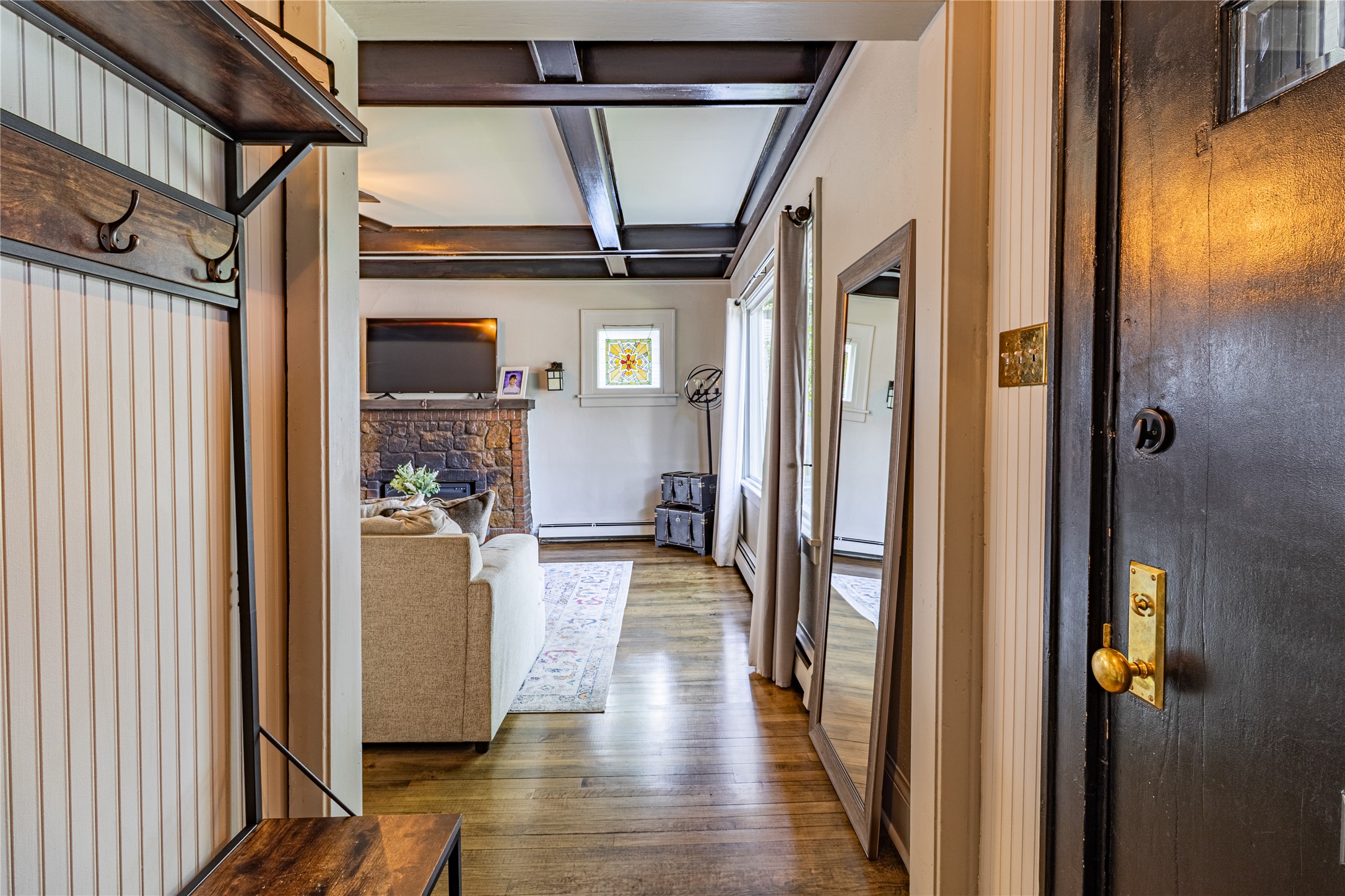 1036 Placer Street Property Photo 4