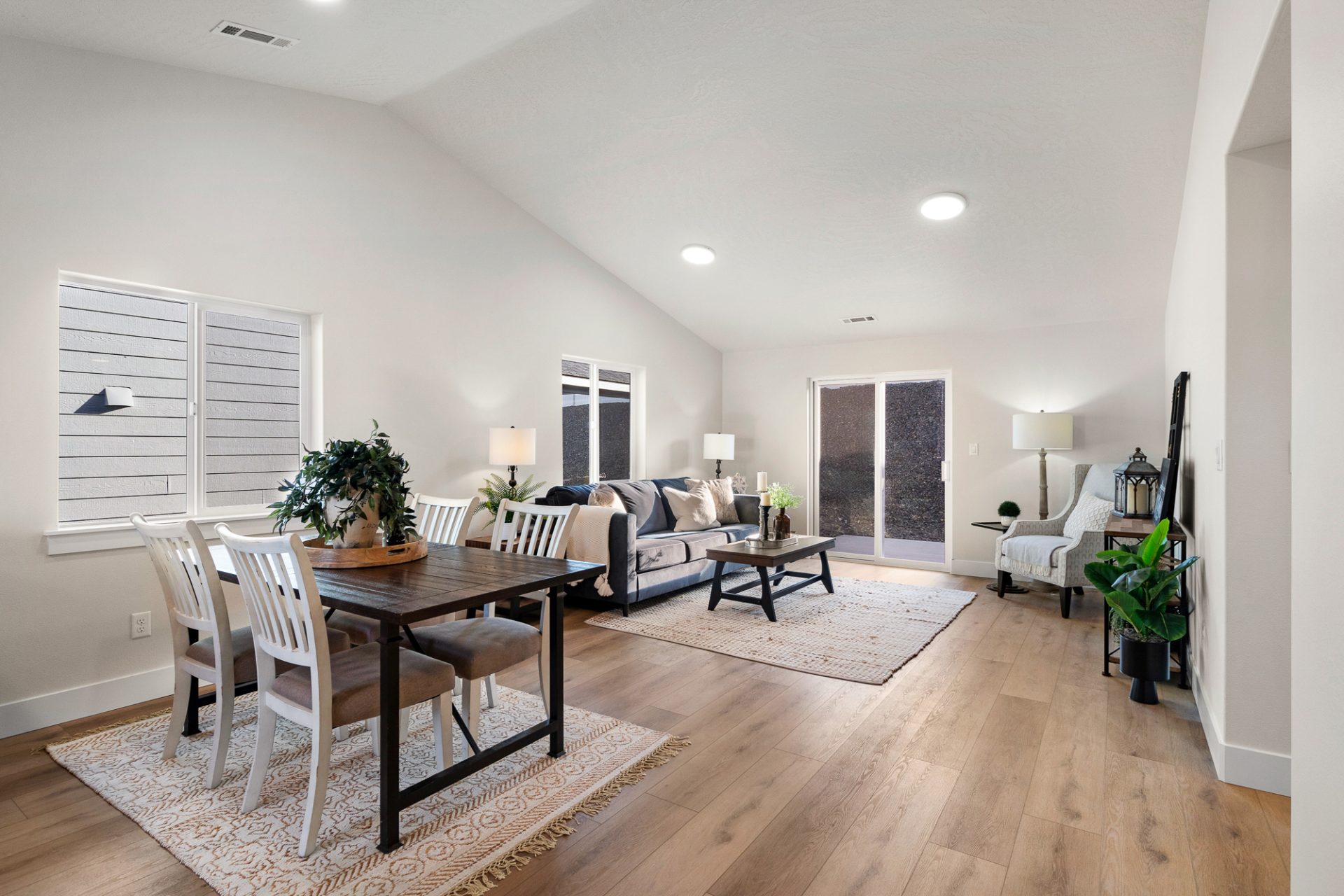 9694 Bedstraw Loop Property Photo 6