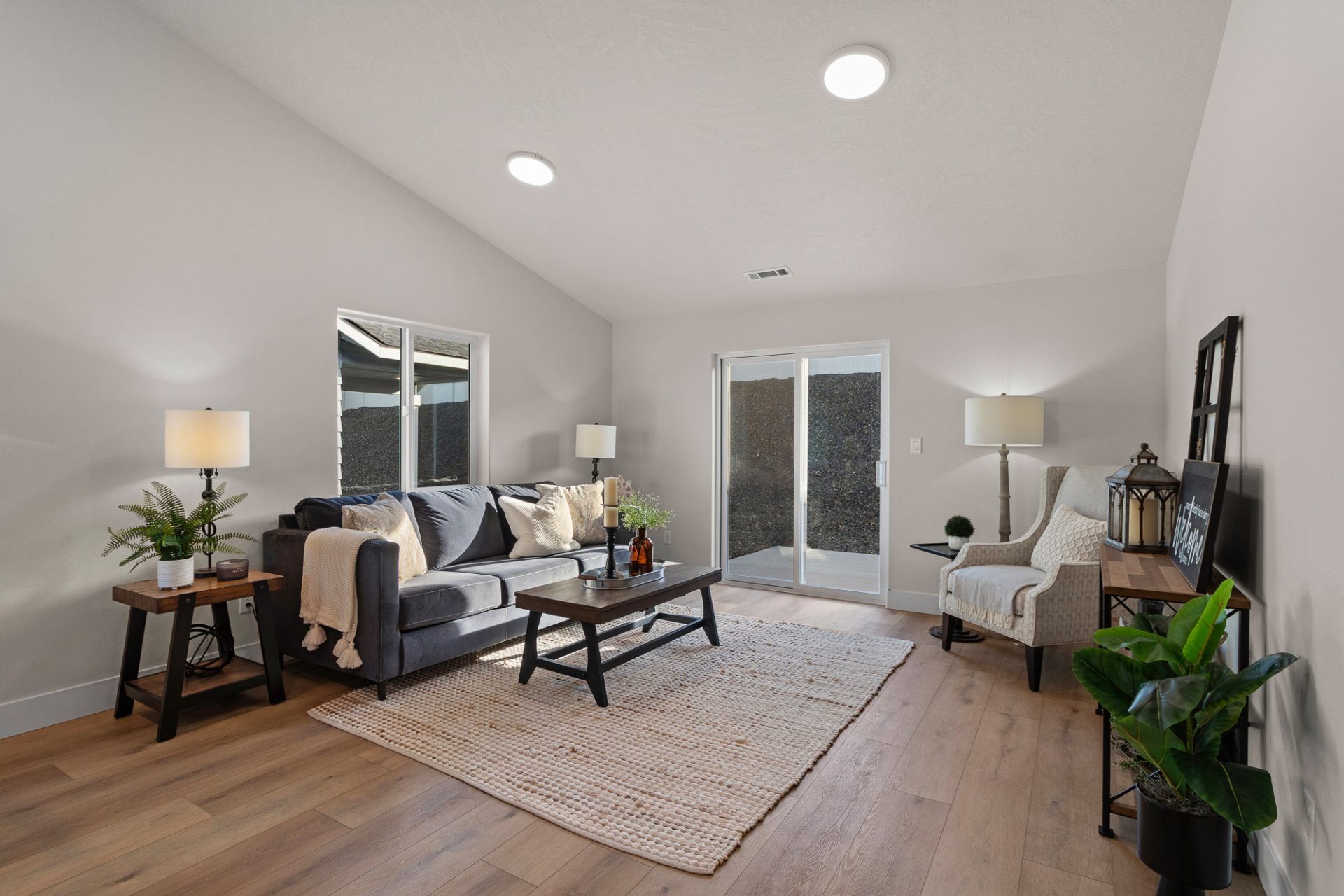 9694 Bedstraw Loop Property Photo 7