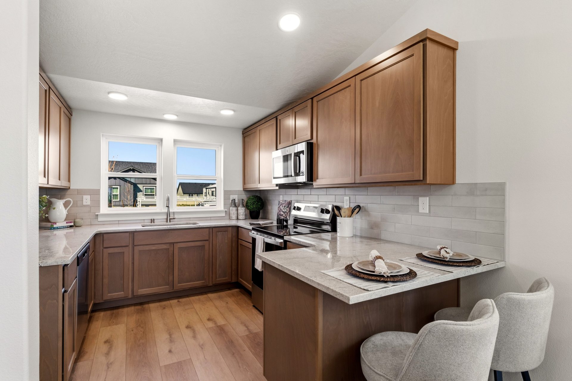 9668 Bedstraw Loop Property Photo 3
