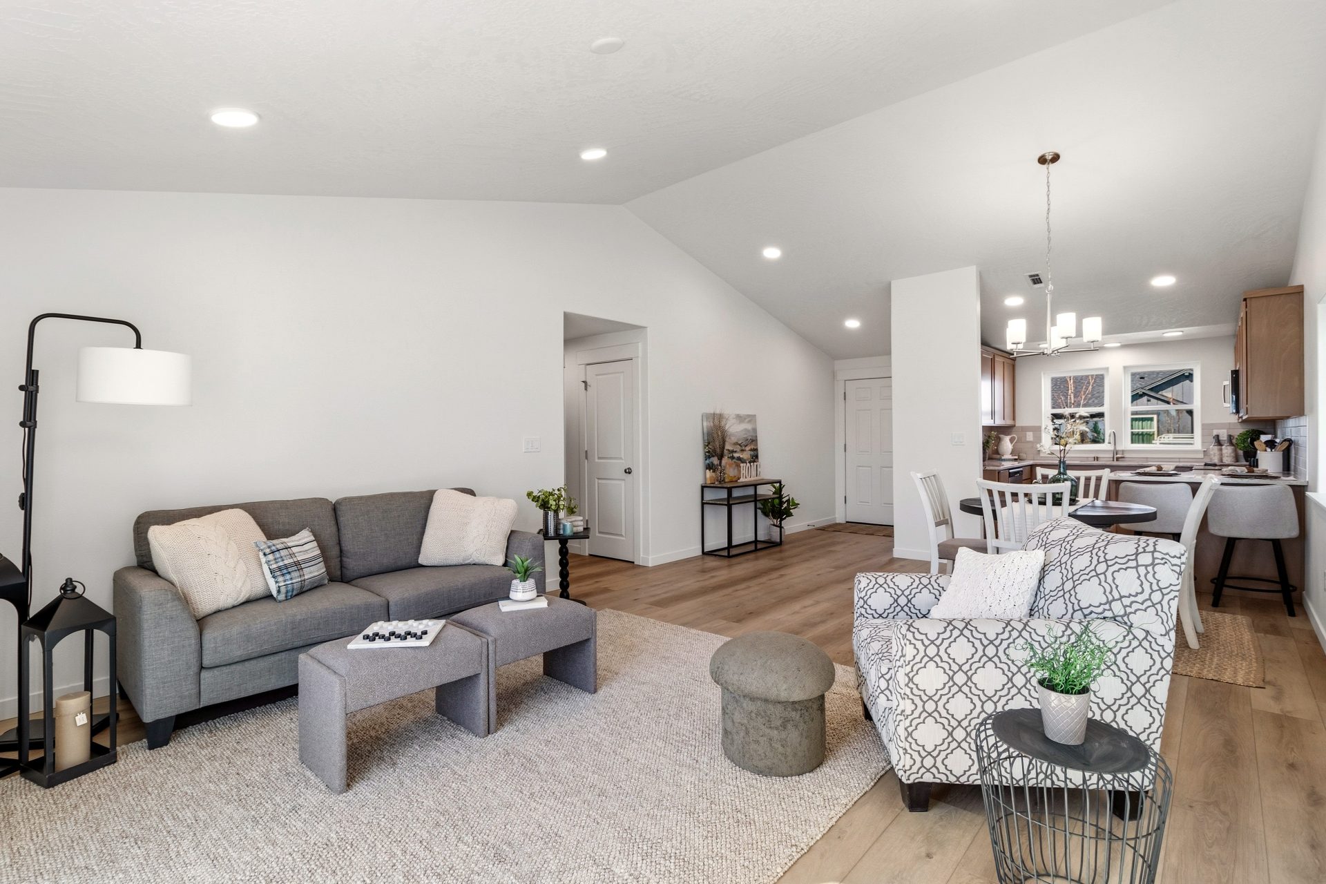 9668 Bedstraw Loop Property Photo 6