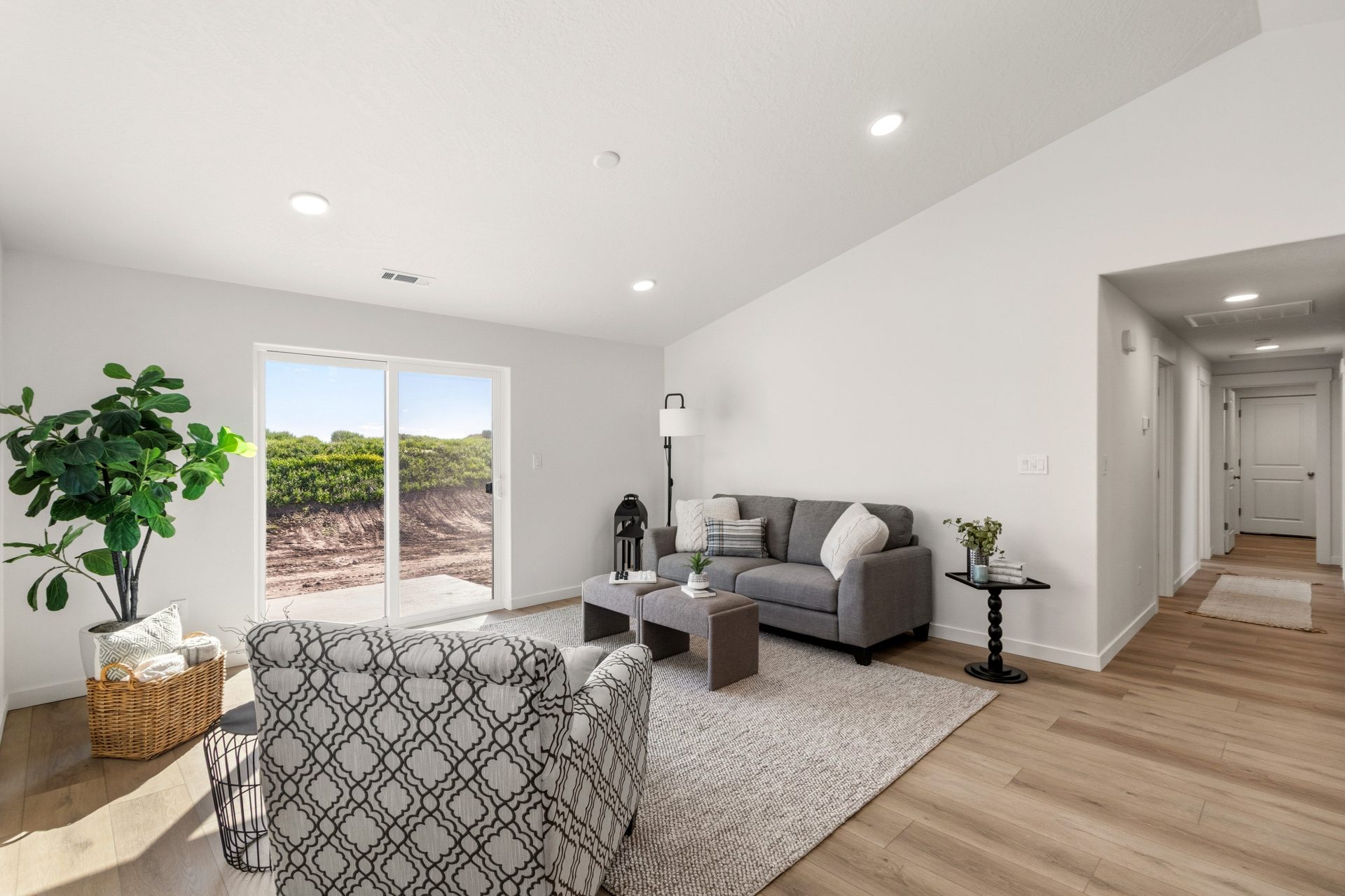 9668 Bedstraw Loop Property Photo 7