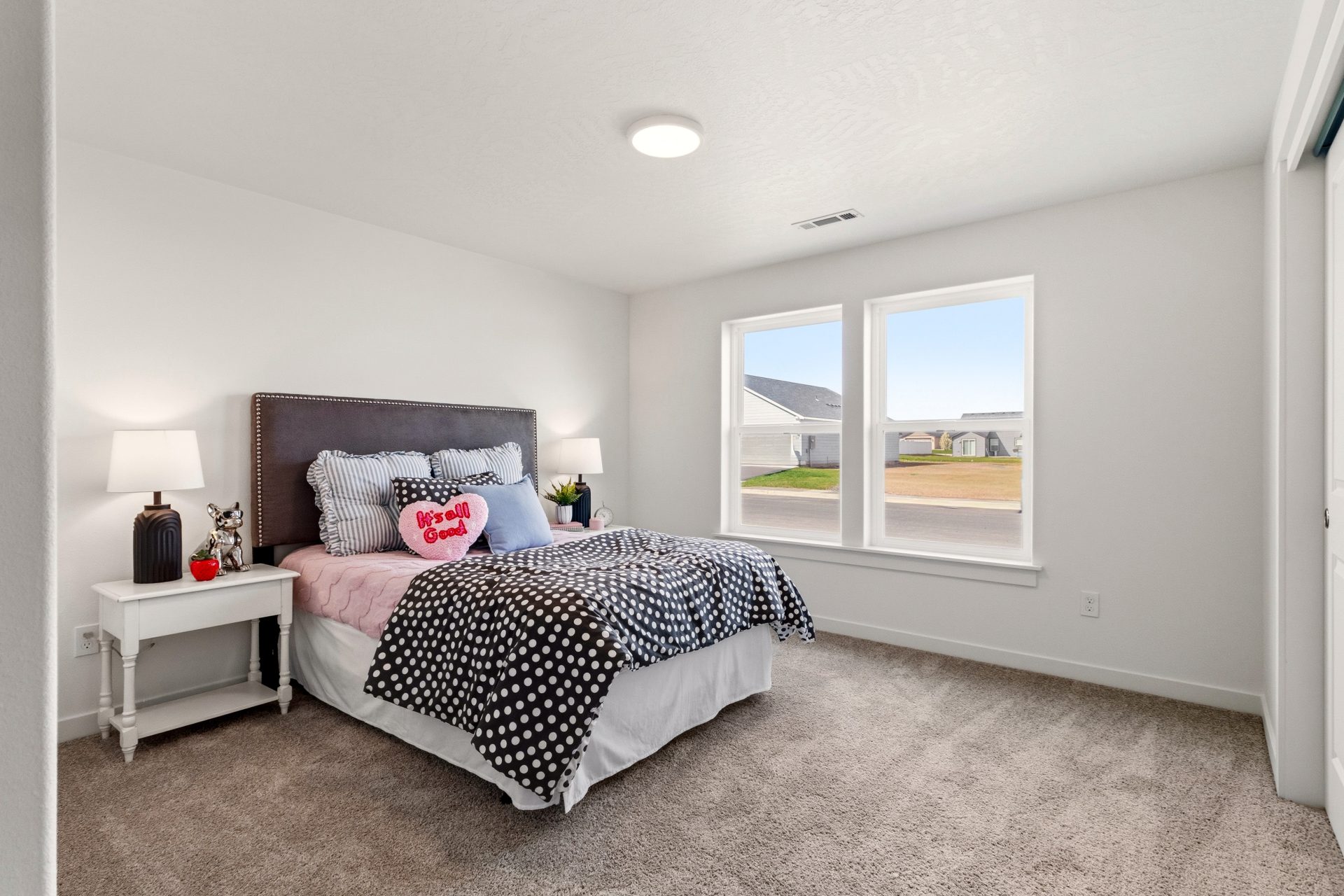 9668 Bedstraw Loop Property Photo 16