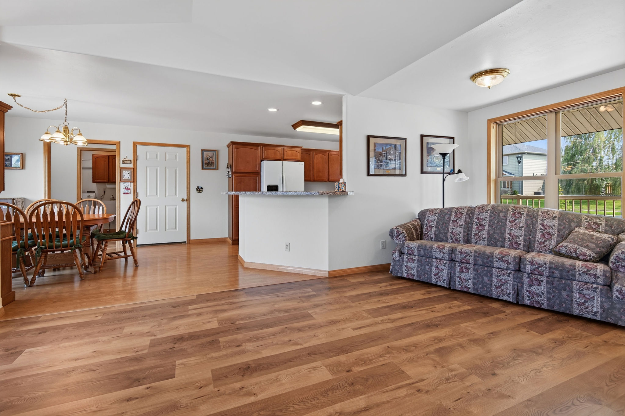 844 Expedition Trail Property Photo 6