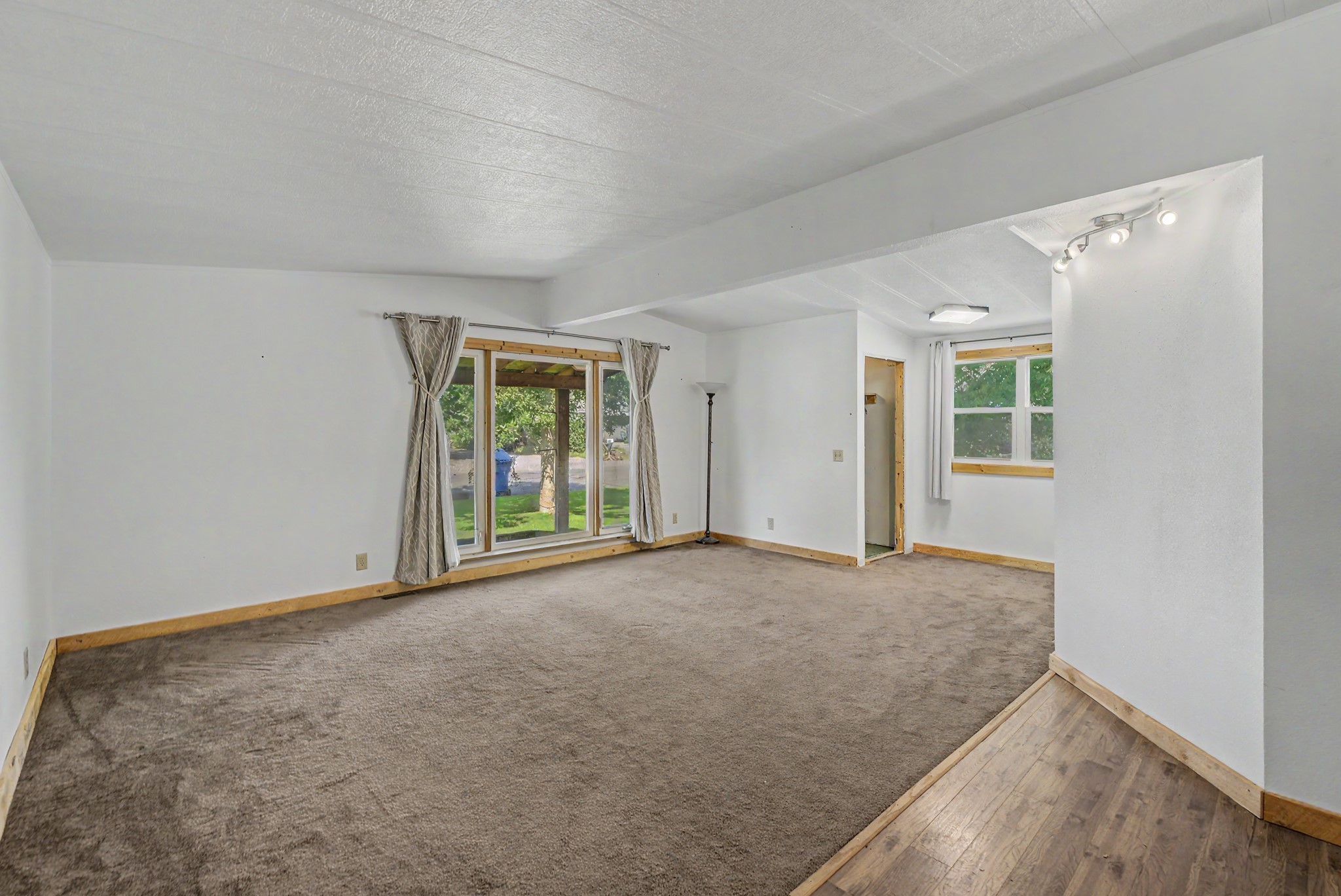 4501 Woodchuck Drive Property Photo 6