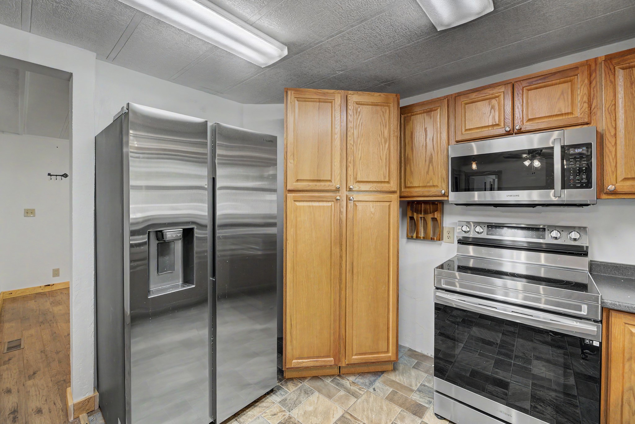 4501 Woodchuck Drive Property Photo 8