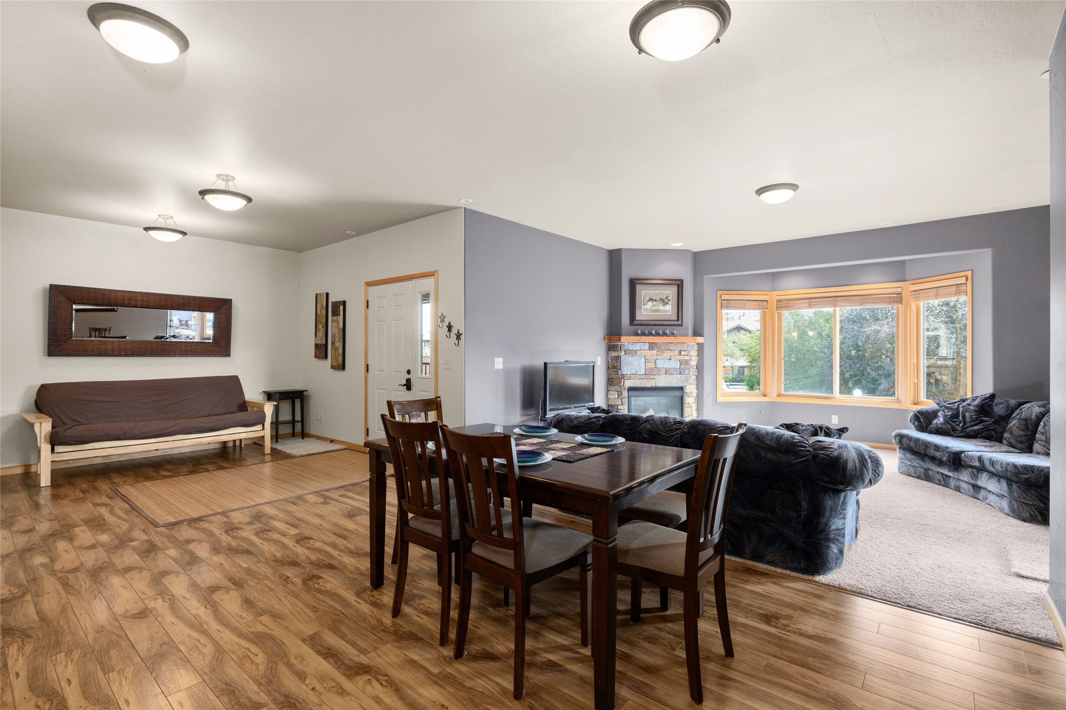 6225 Shiloh Avenue E Property Photo 6