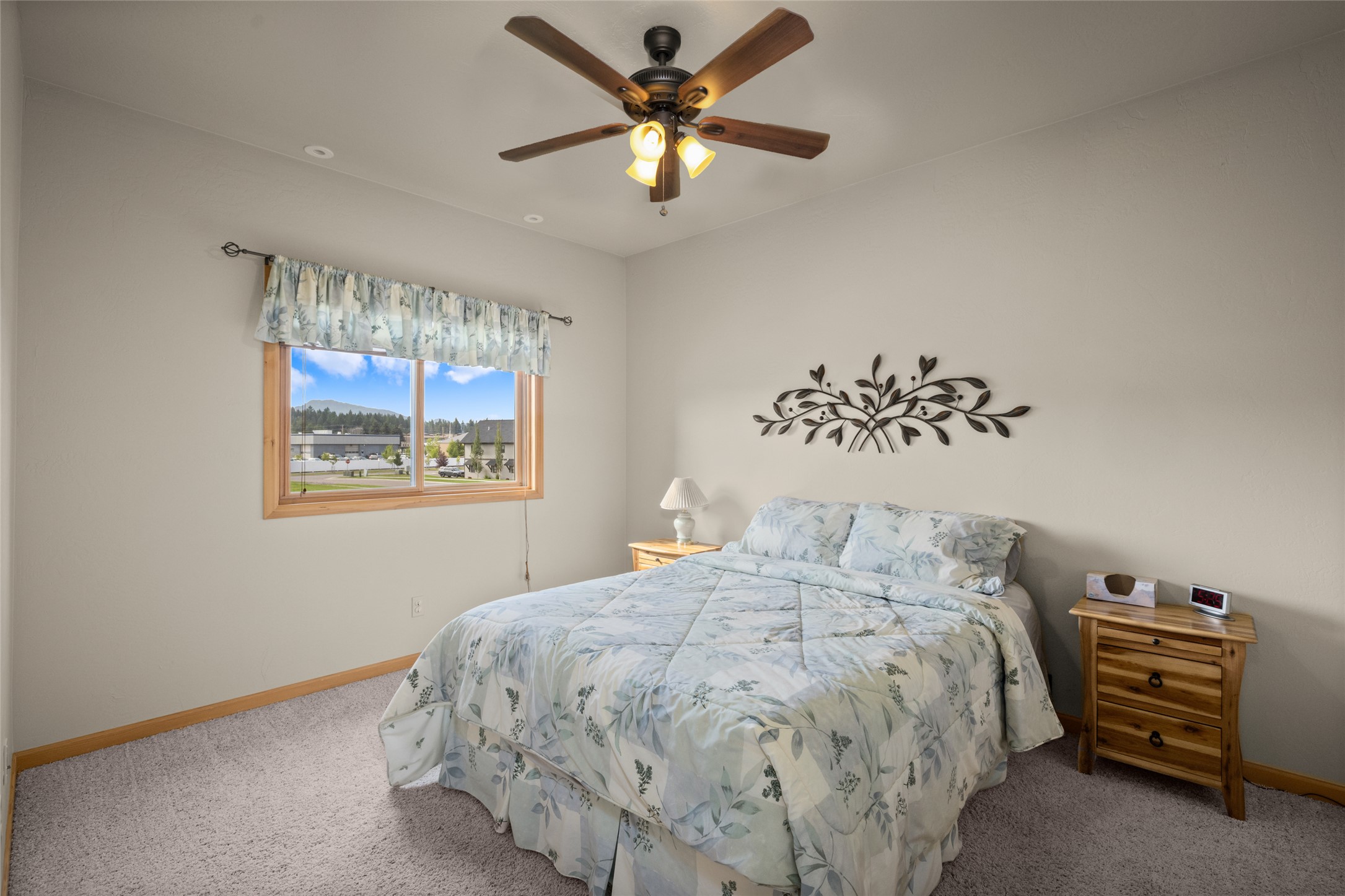 6225 Shiloh Avenue E Property Photo 20