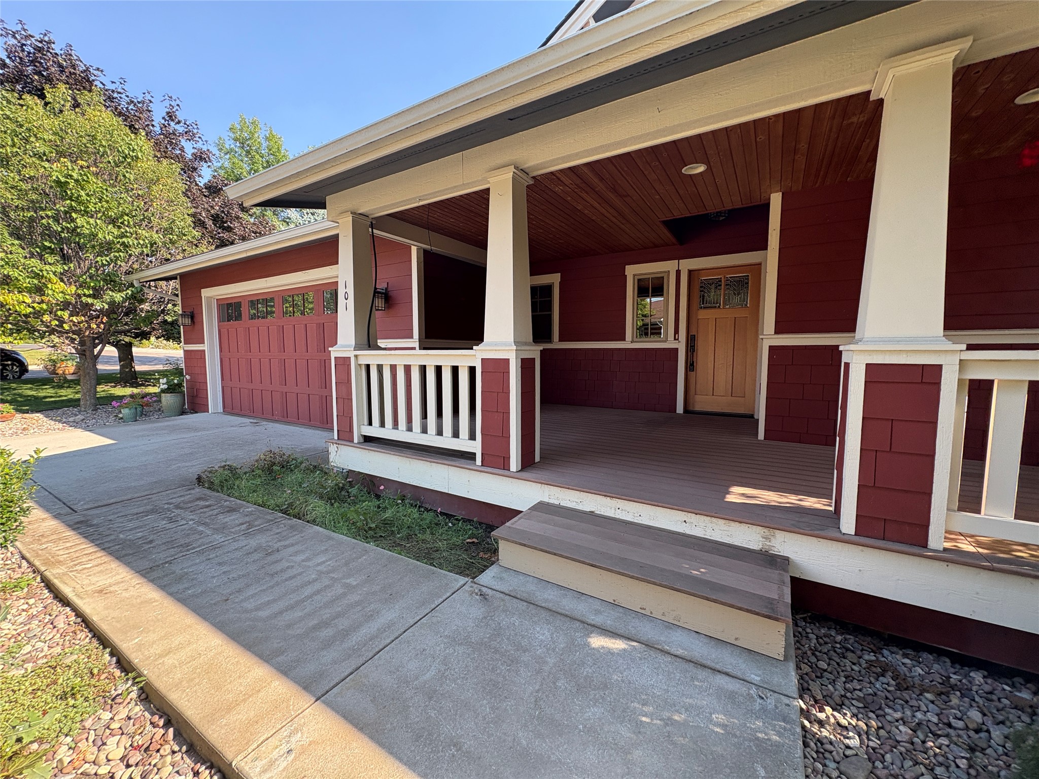 101 Jefferson Court Property Photo 2