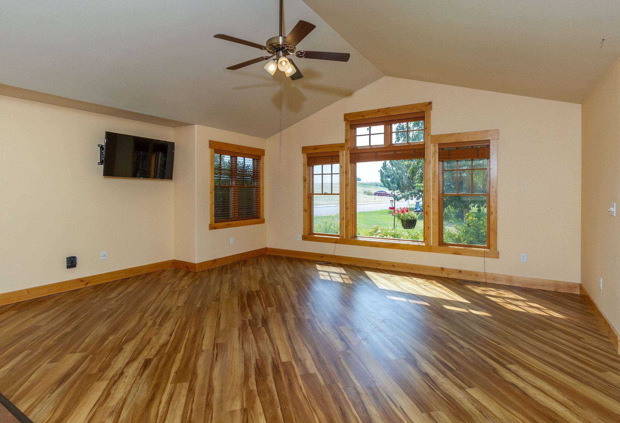 101 Jefferson Court Property Photo 4