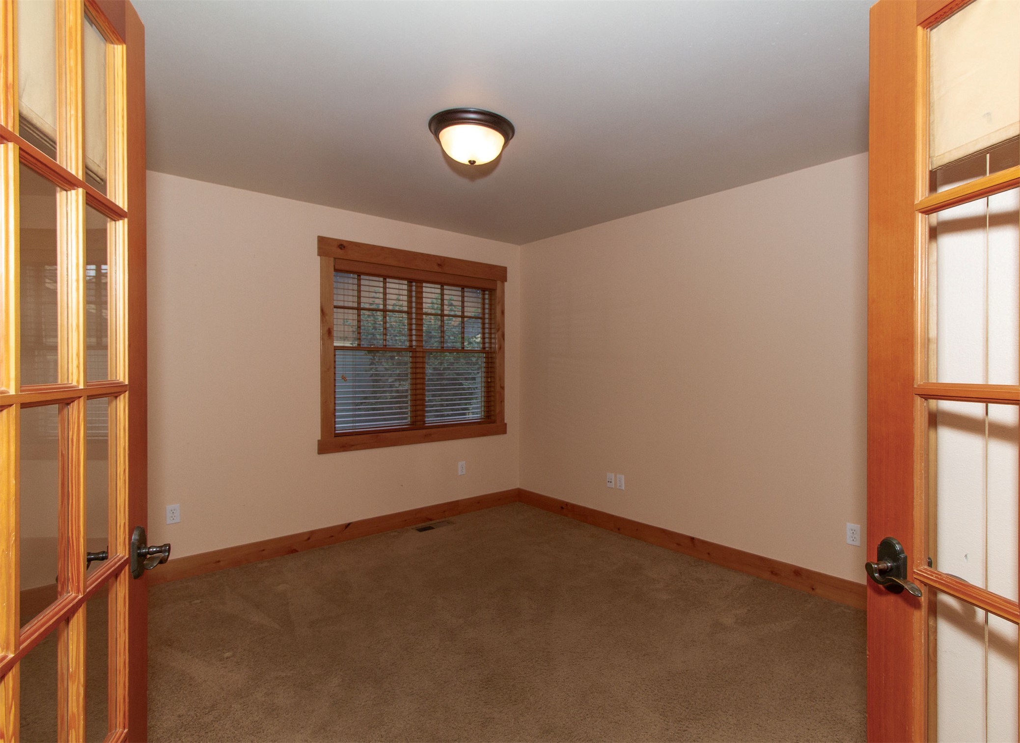 101 Jefferson Court Property Photo 13