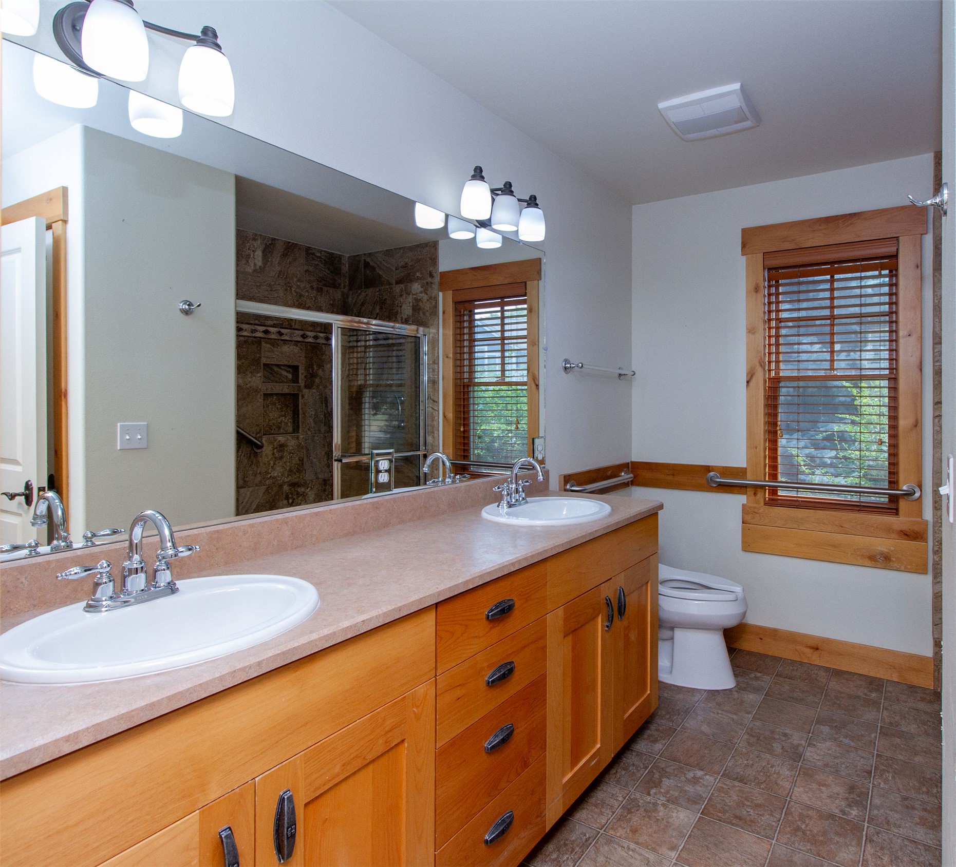 101 Jefferson Court Property Photo 14