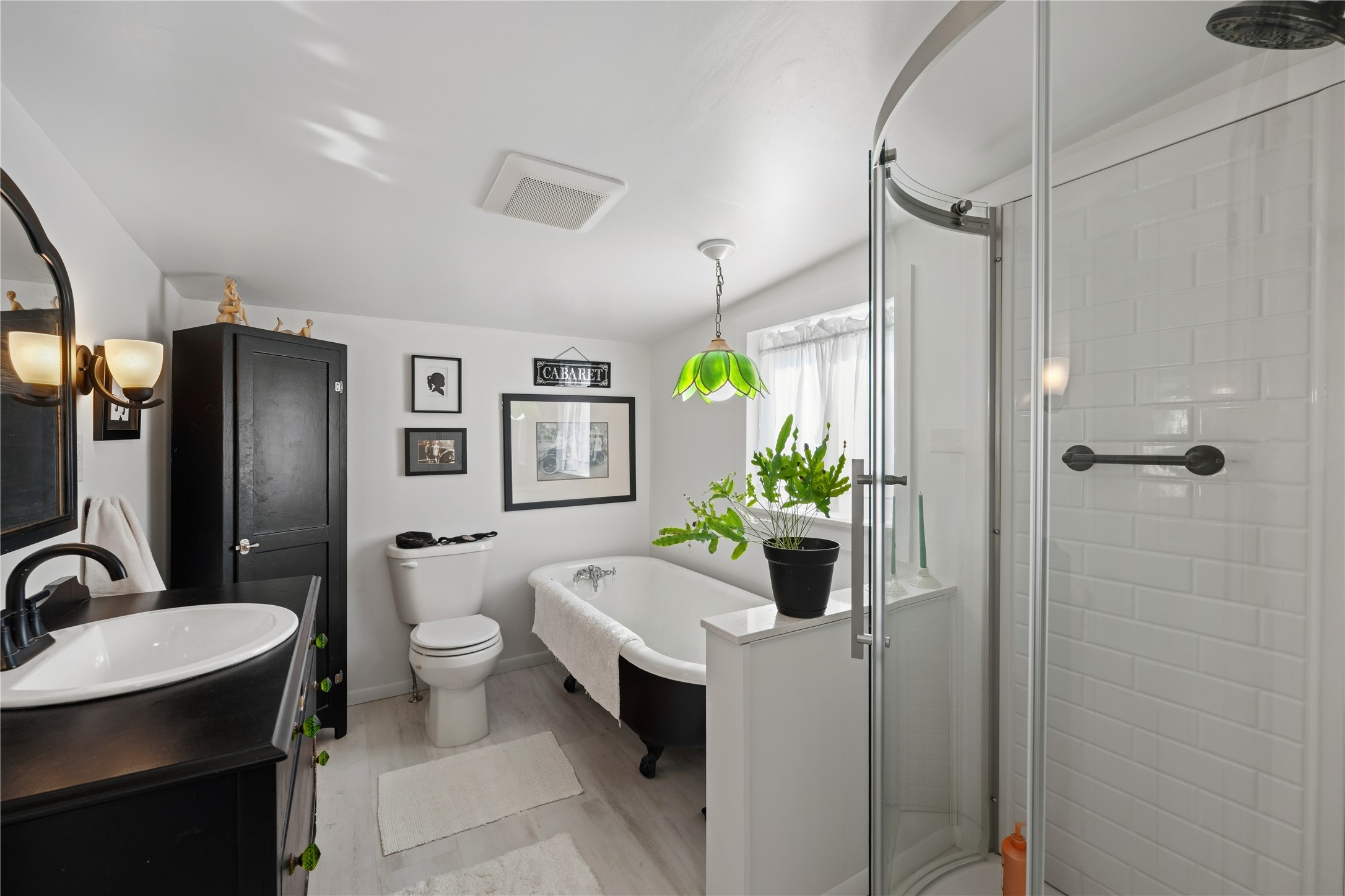 812 E 5th Street Property Photo 12