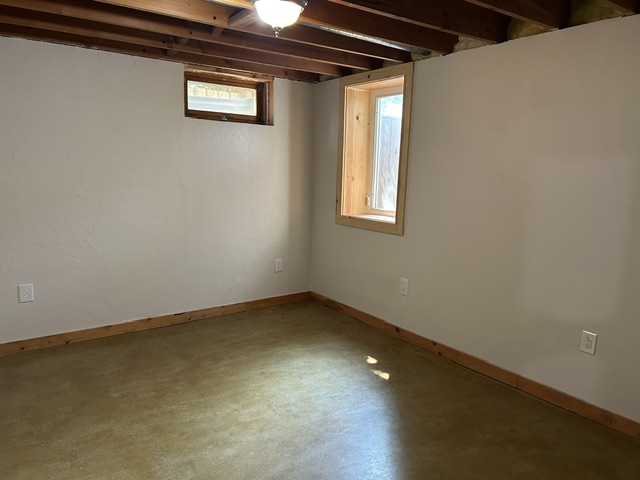 410 S Fee Street Property Photo 19