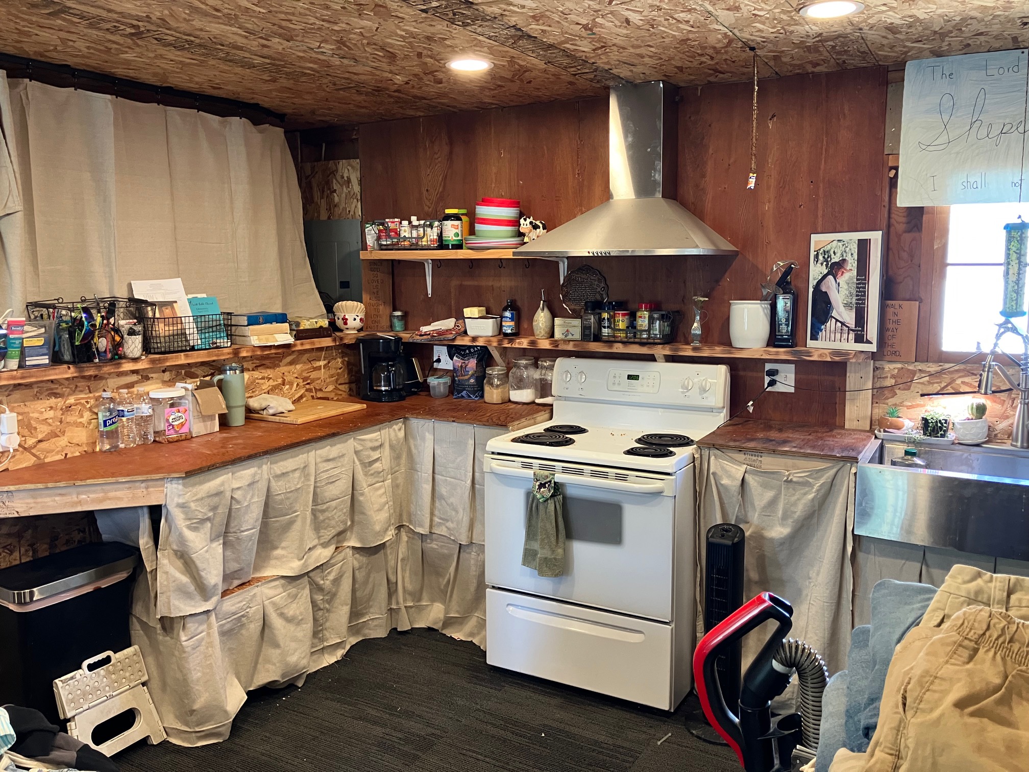 416 Terrace View Road Property Photo 10