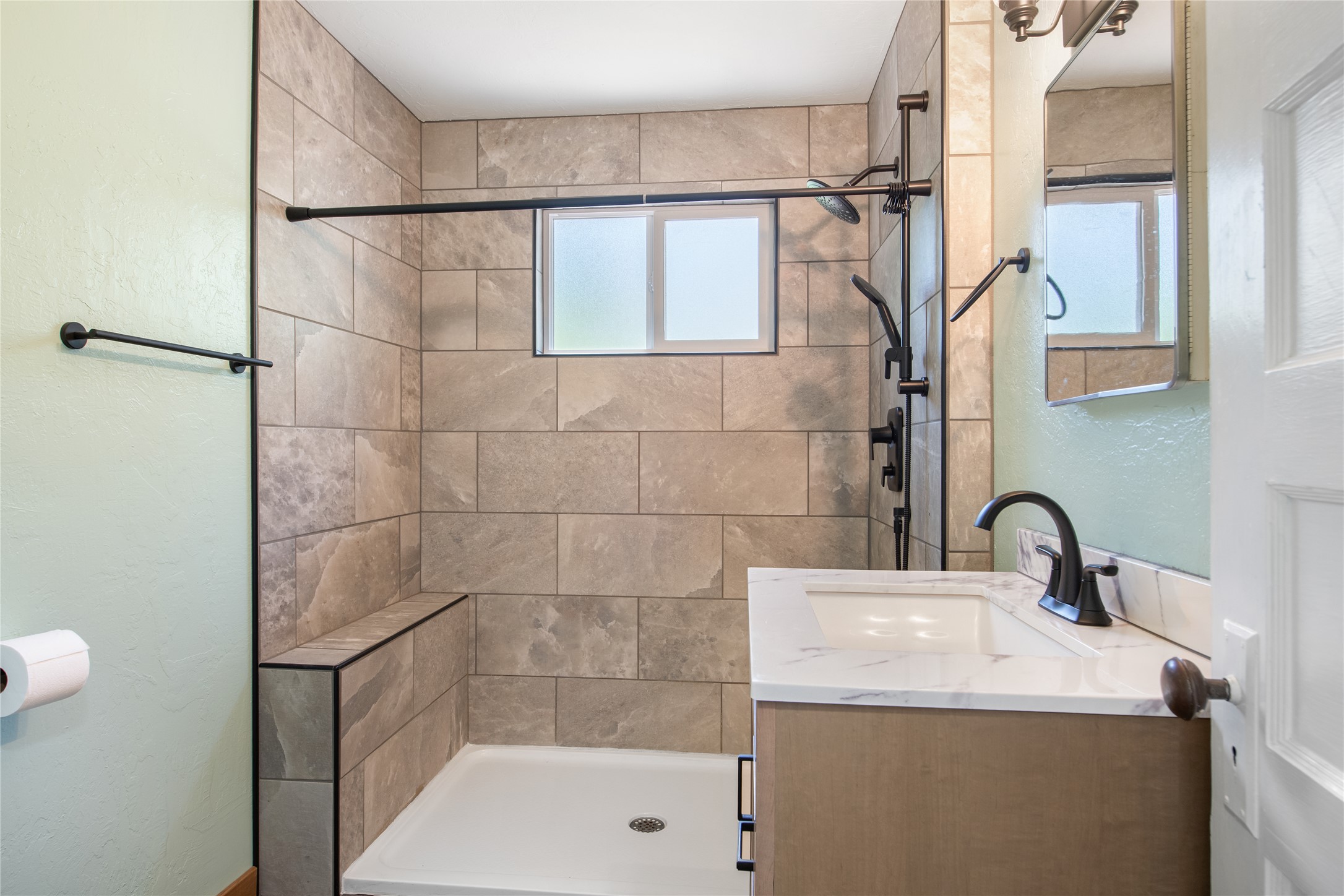 925 3rd Street Property Photo 28