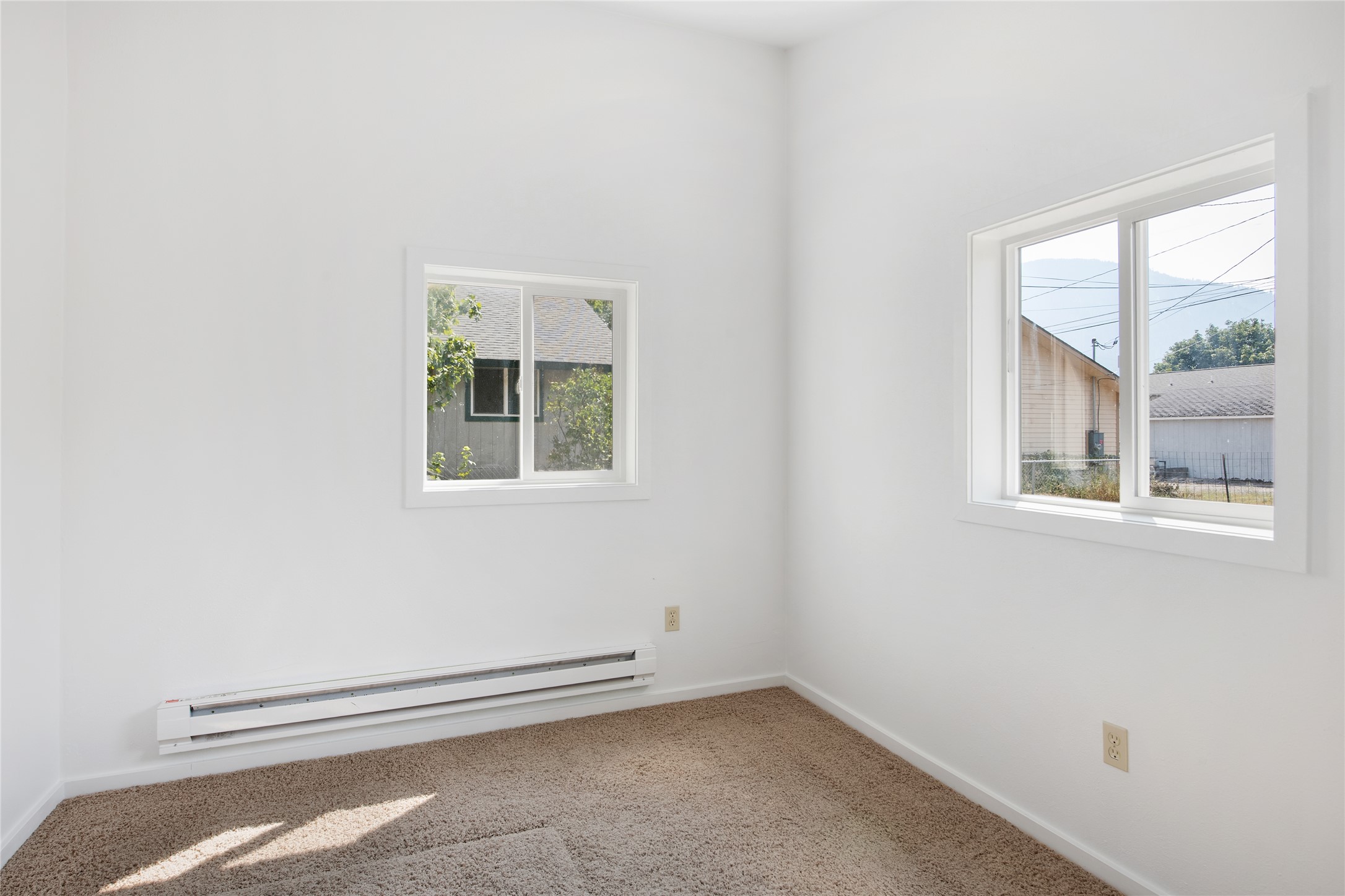 925 3rd Street Property Photo 31