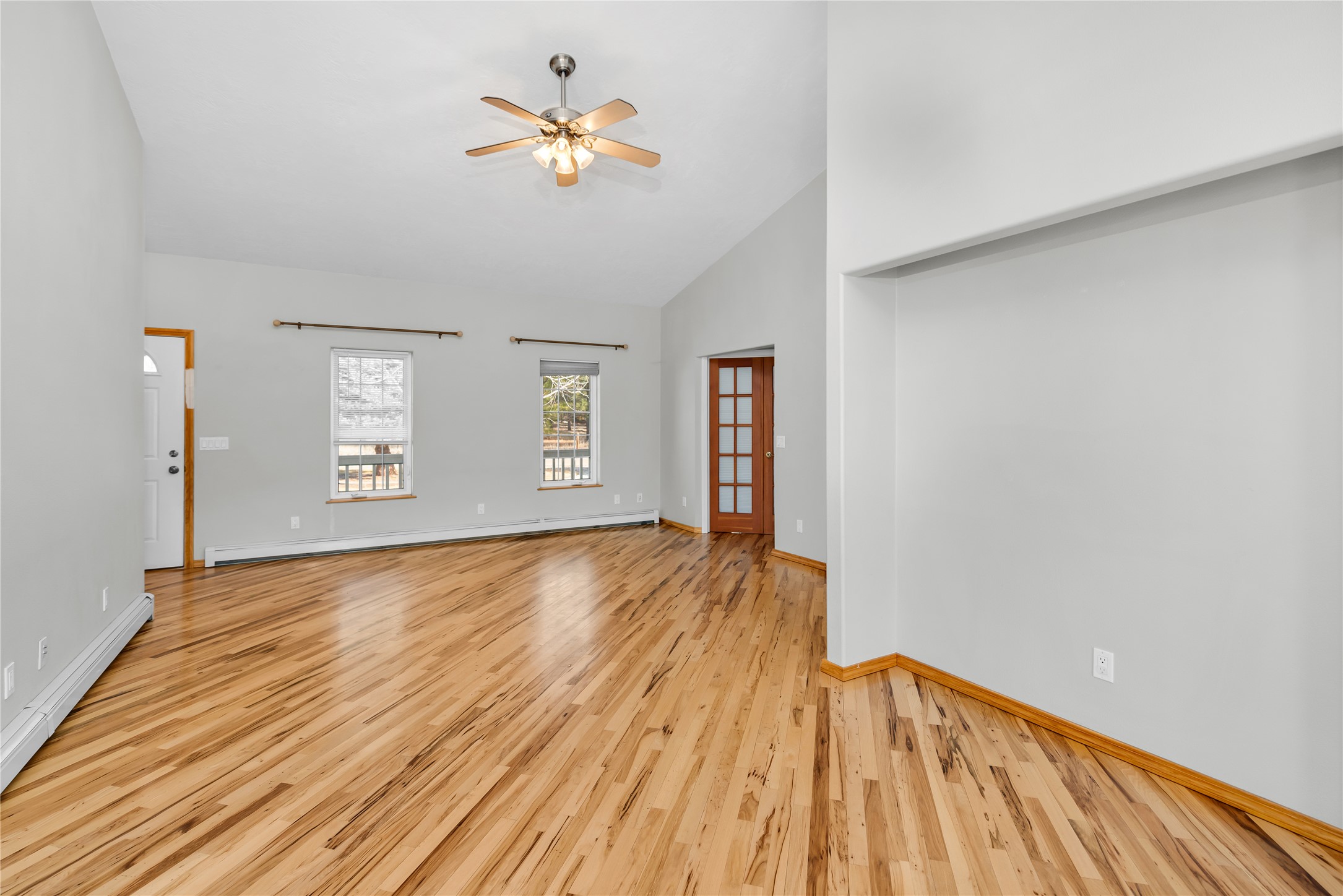 193 Cormoret Loop Property Photo 7