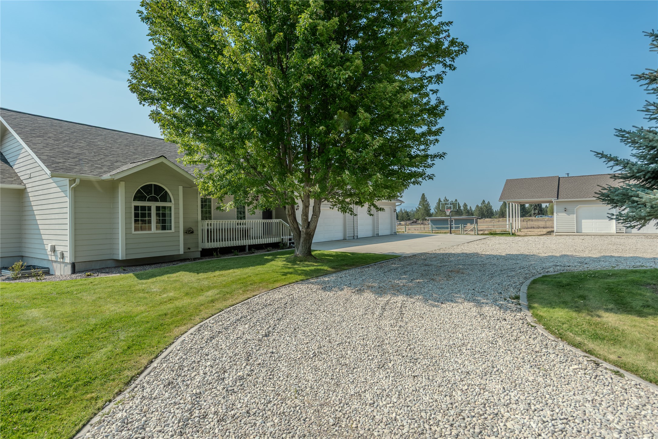 193 Cormoret Loop Property Photo 45