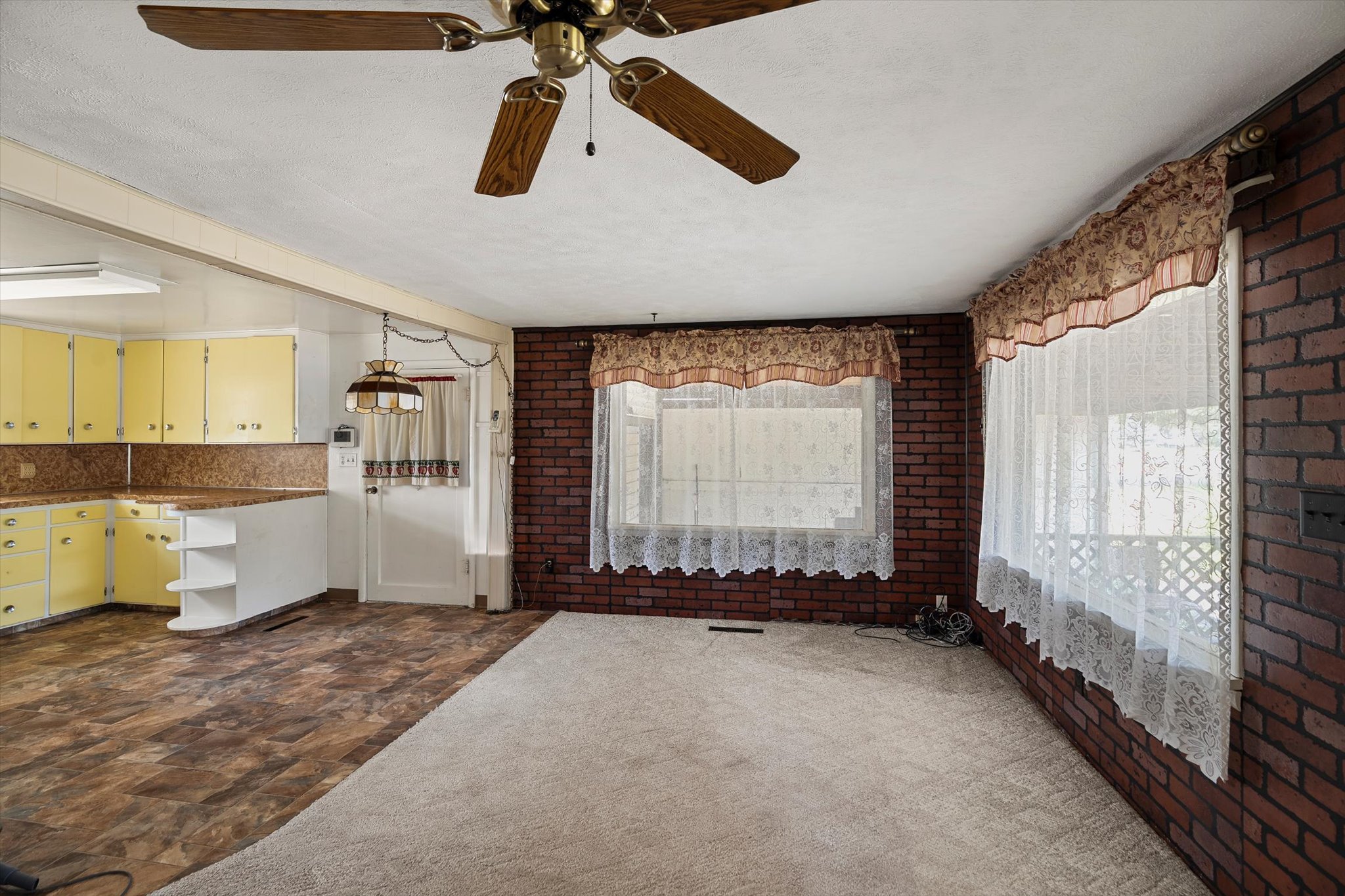 1506 4th Avenue W Property Photo 11