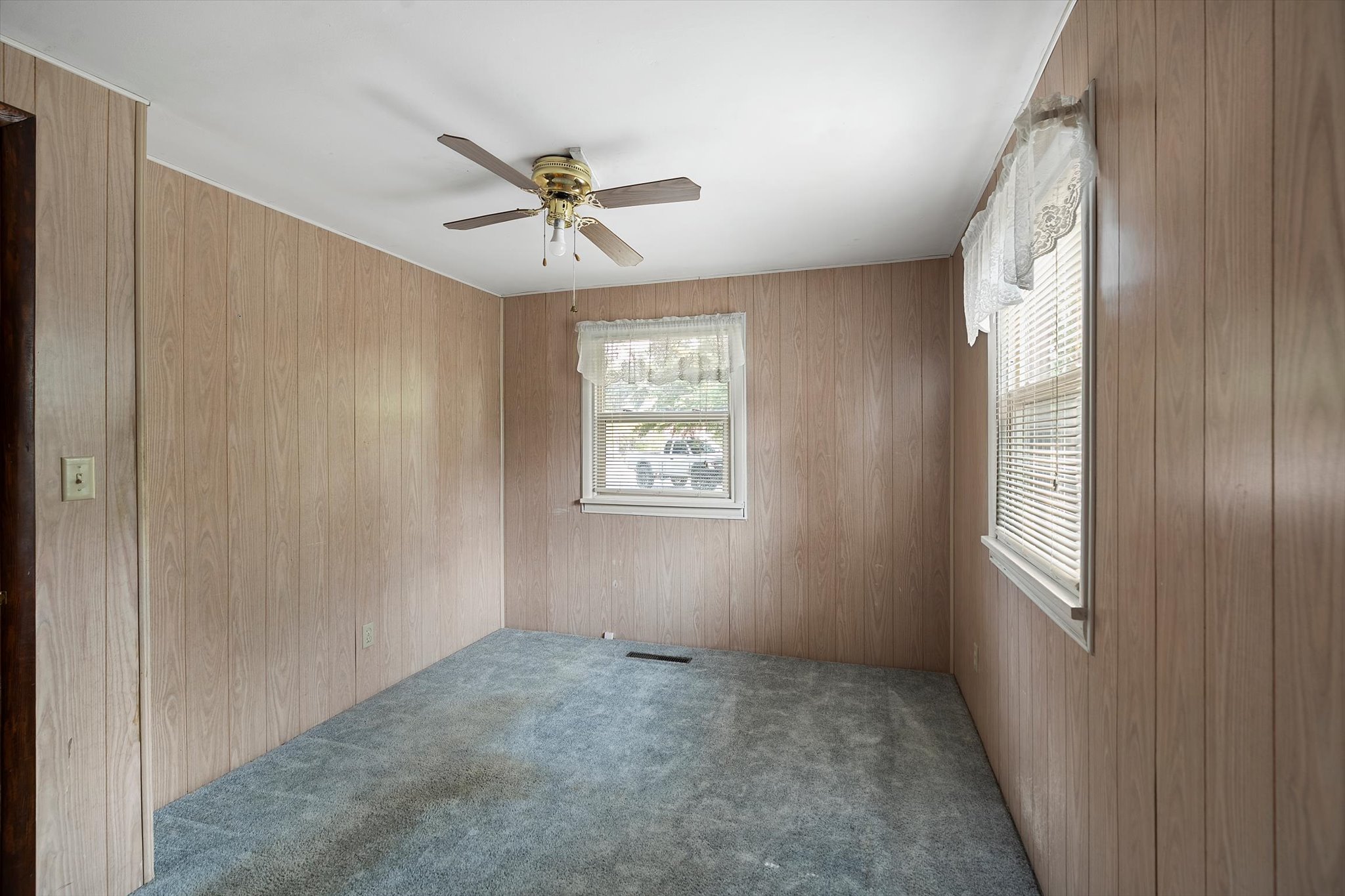 1506 4th Avenue W Property Photo 16