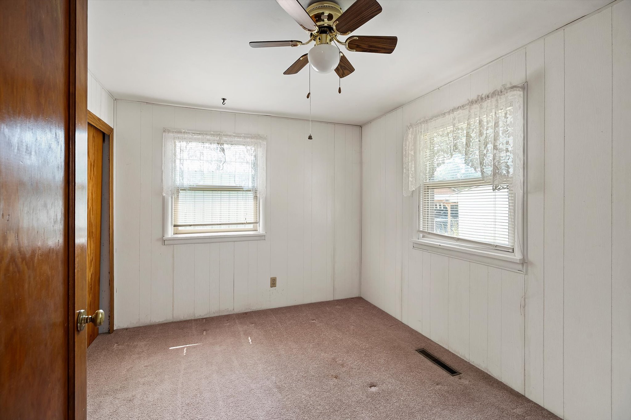 1506 4th Avenue W Property Photo 18