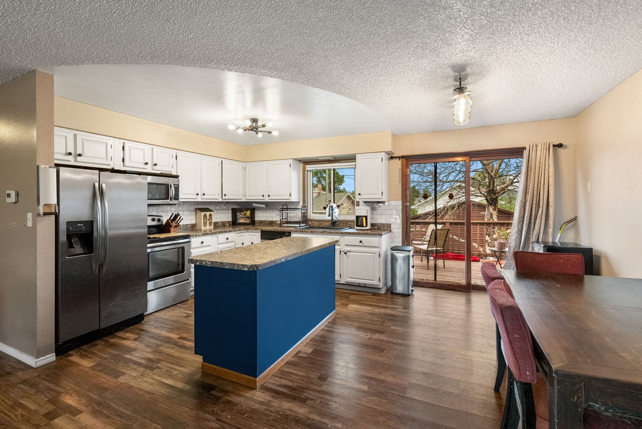 1112 Dewey Boulevard Property Photo 5