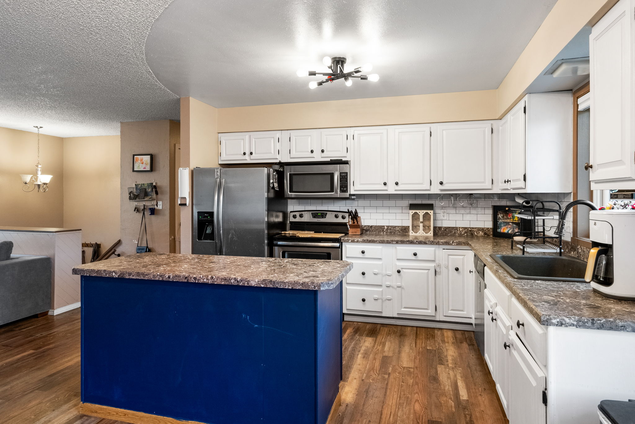 1112 Dewey Boulevard Property Photo 7
