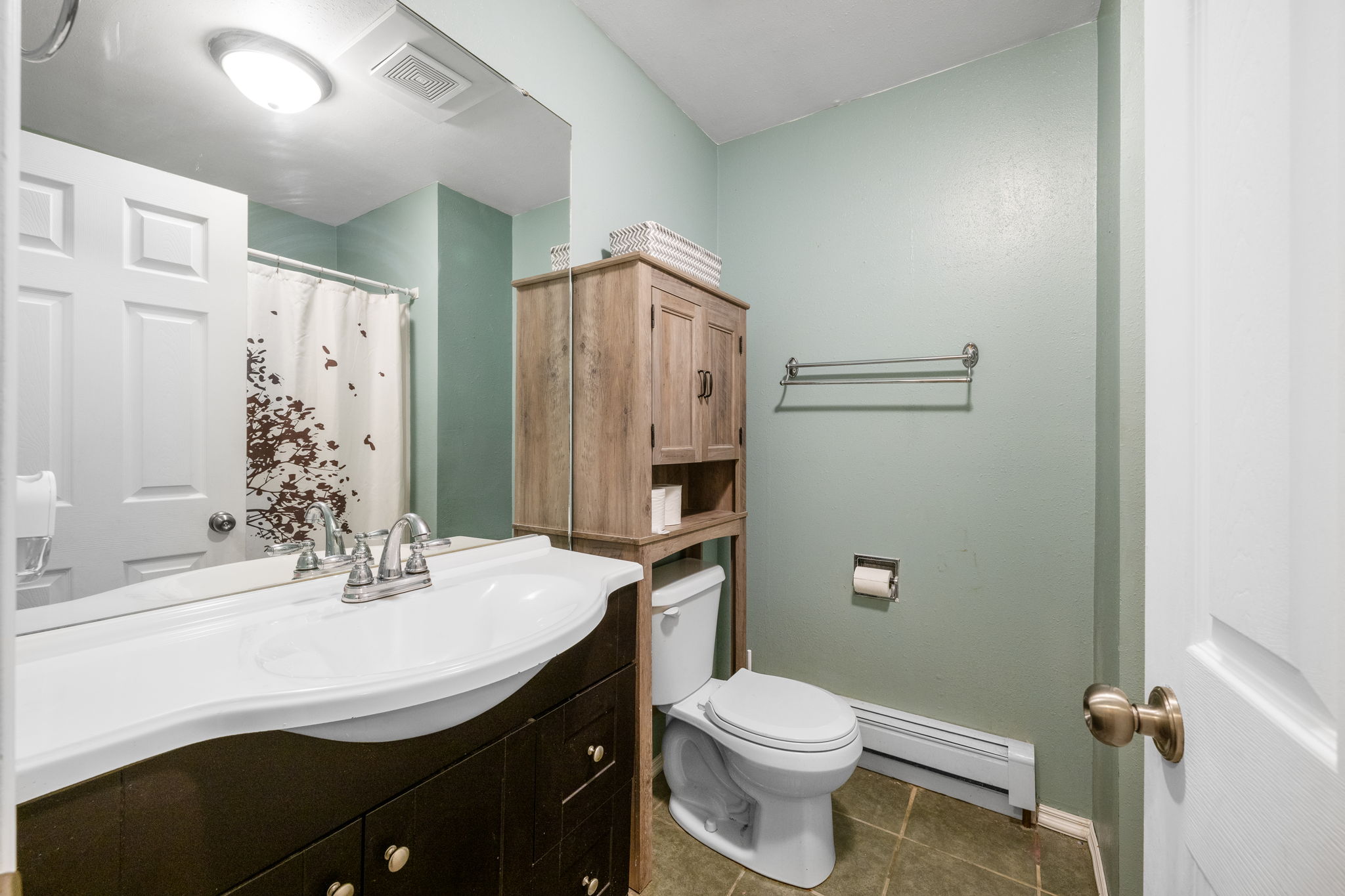 1112 Dewey Boulevard Property Photo 10