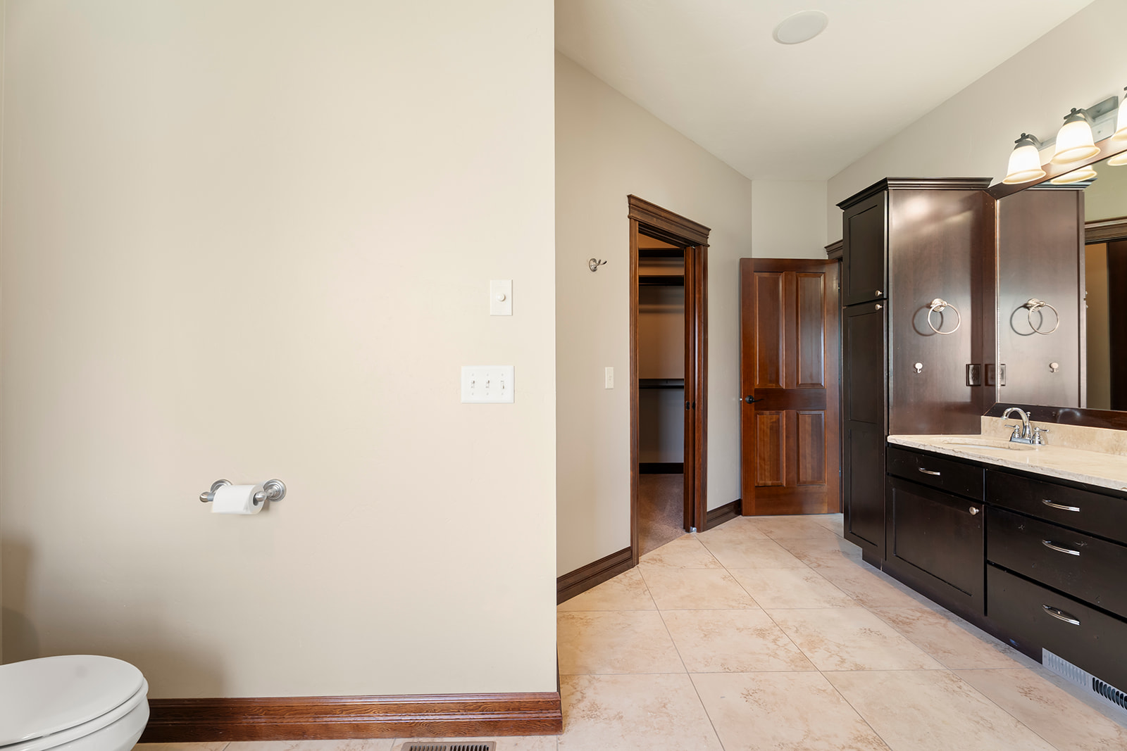 4745 Wagner Place Property Photo 36