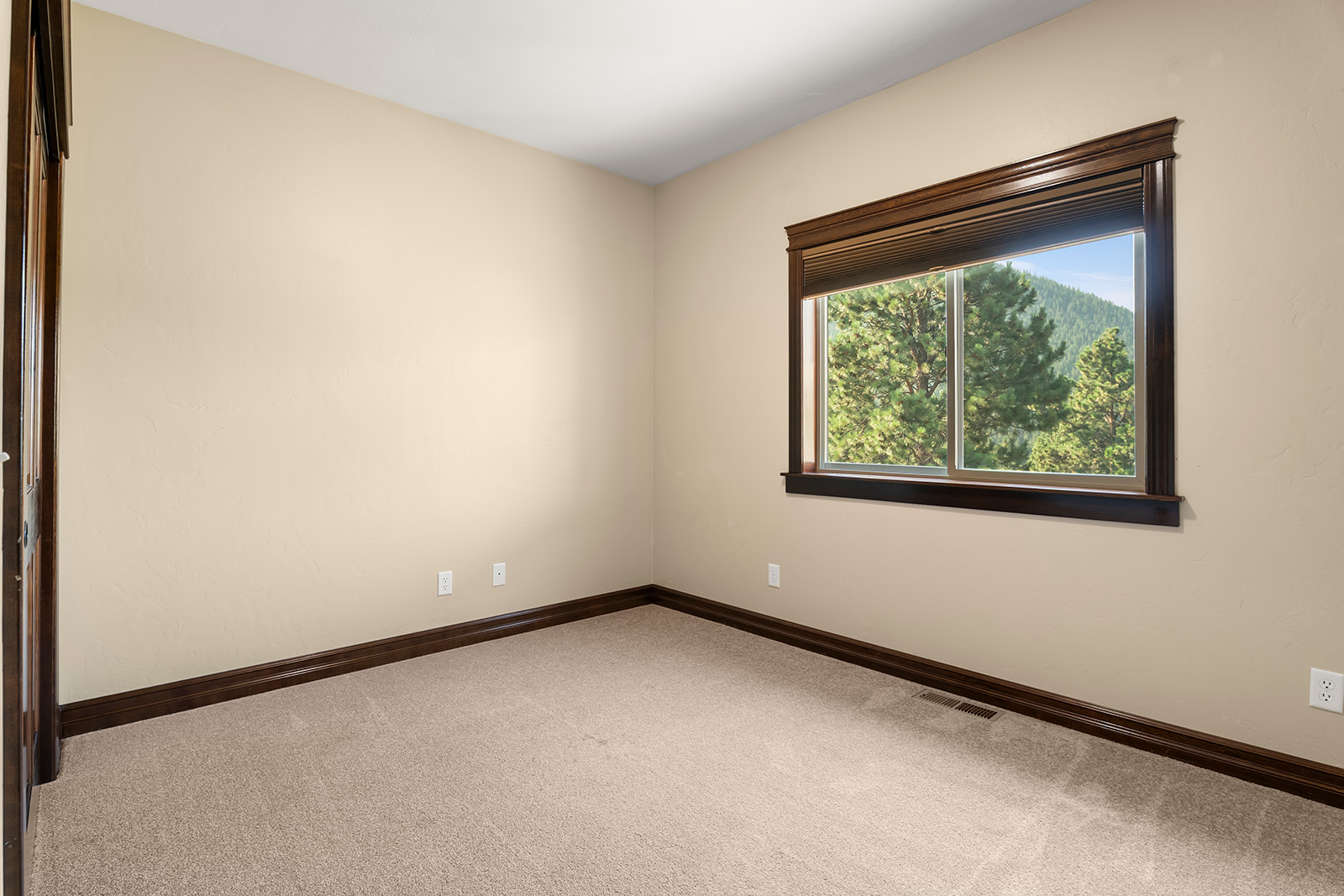 4745 Wagner Place Property Photo 43