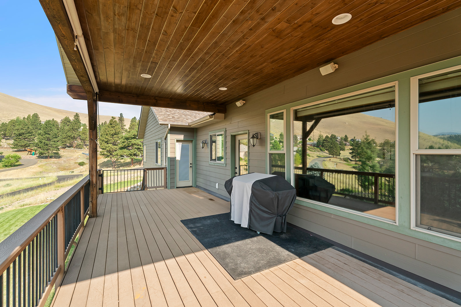 4745 Wagner Place Property Photo 52