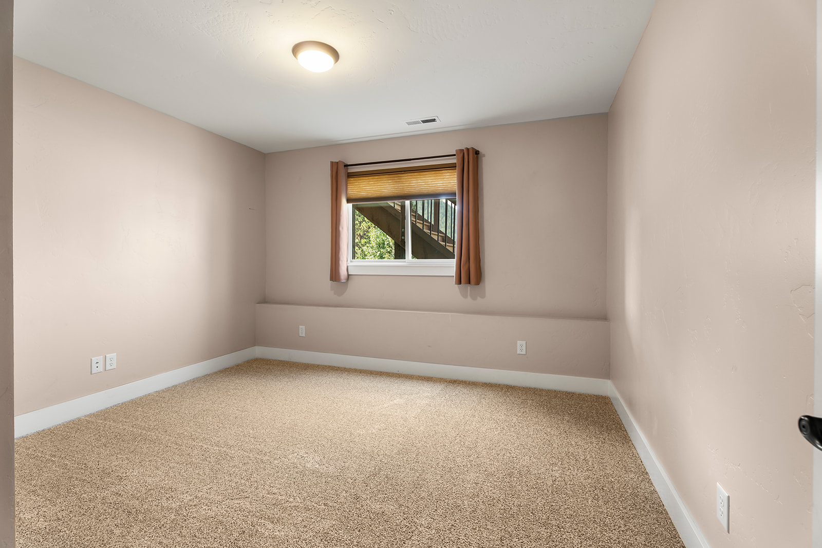 4745 Wagner Place Property Photo 55