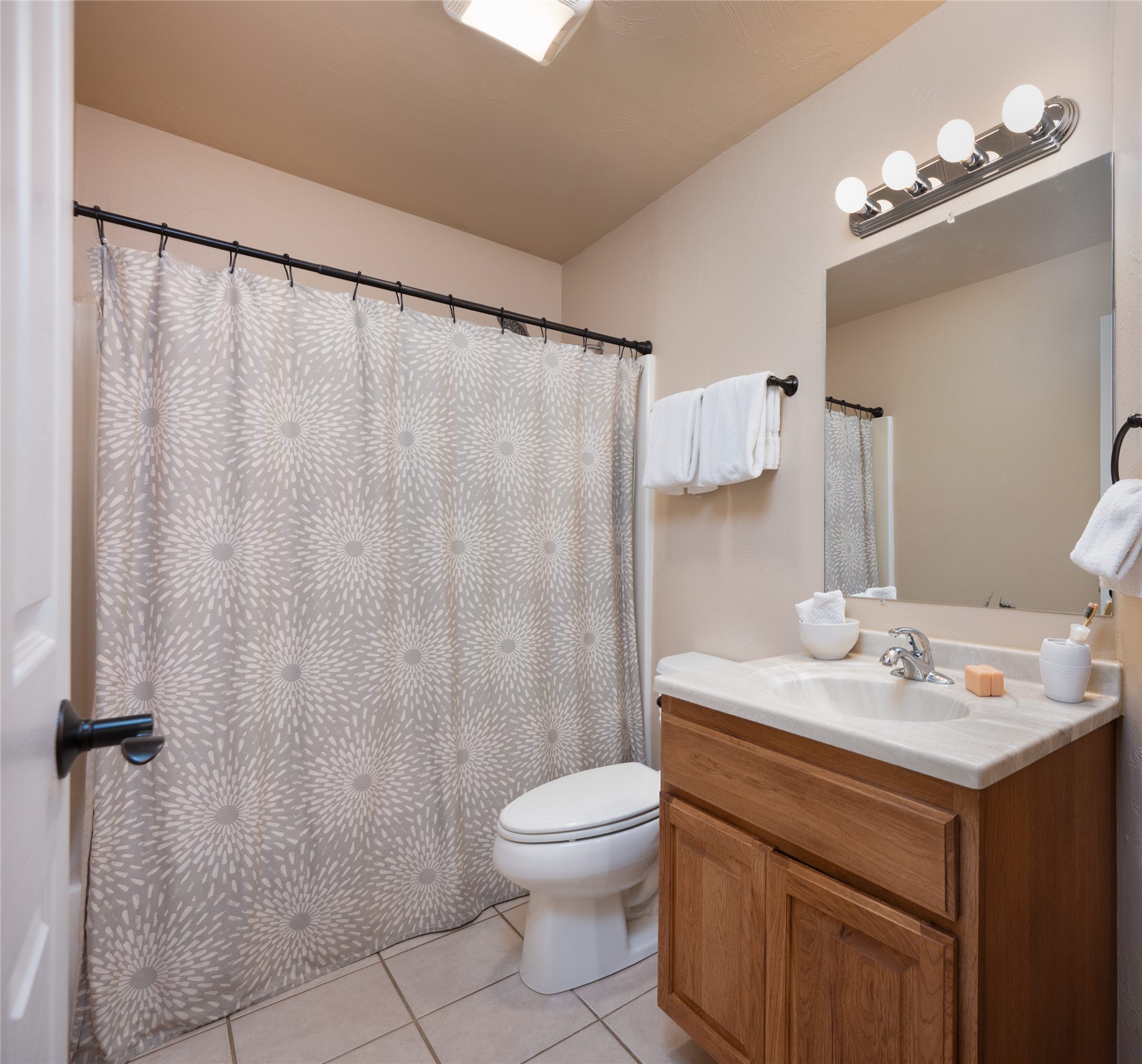 2224 Sourdough Road Property Photo 28
