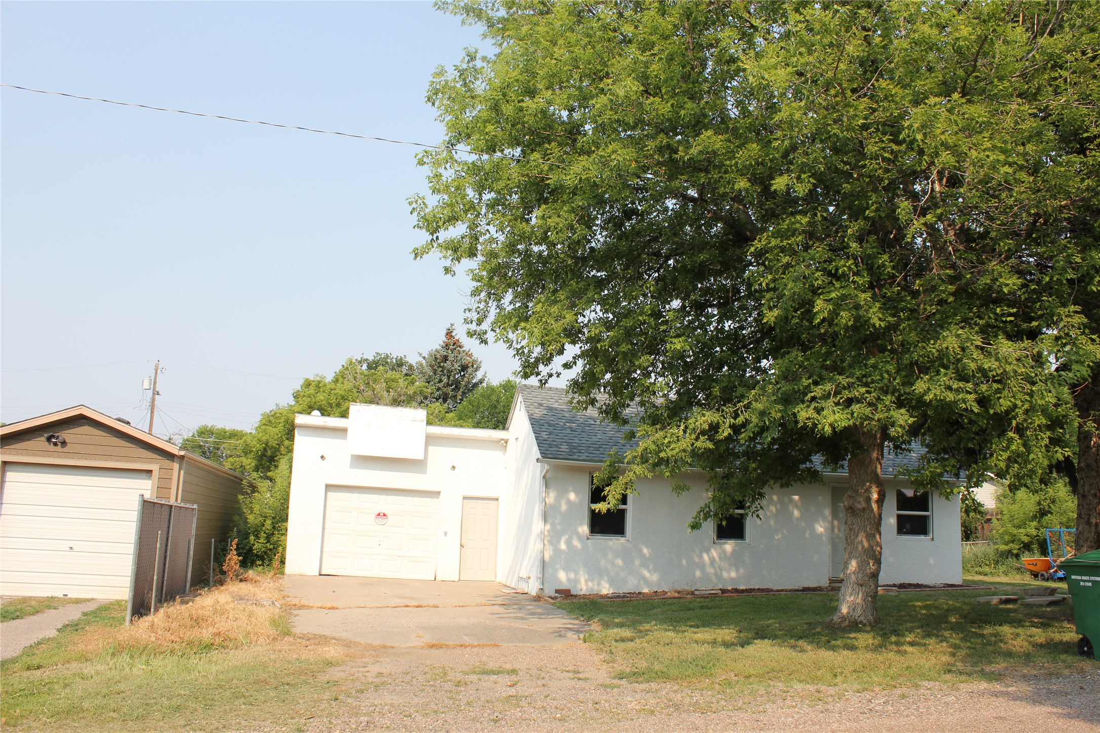 620 23rd Street Ne Property Photo 2