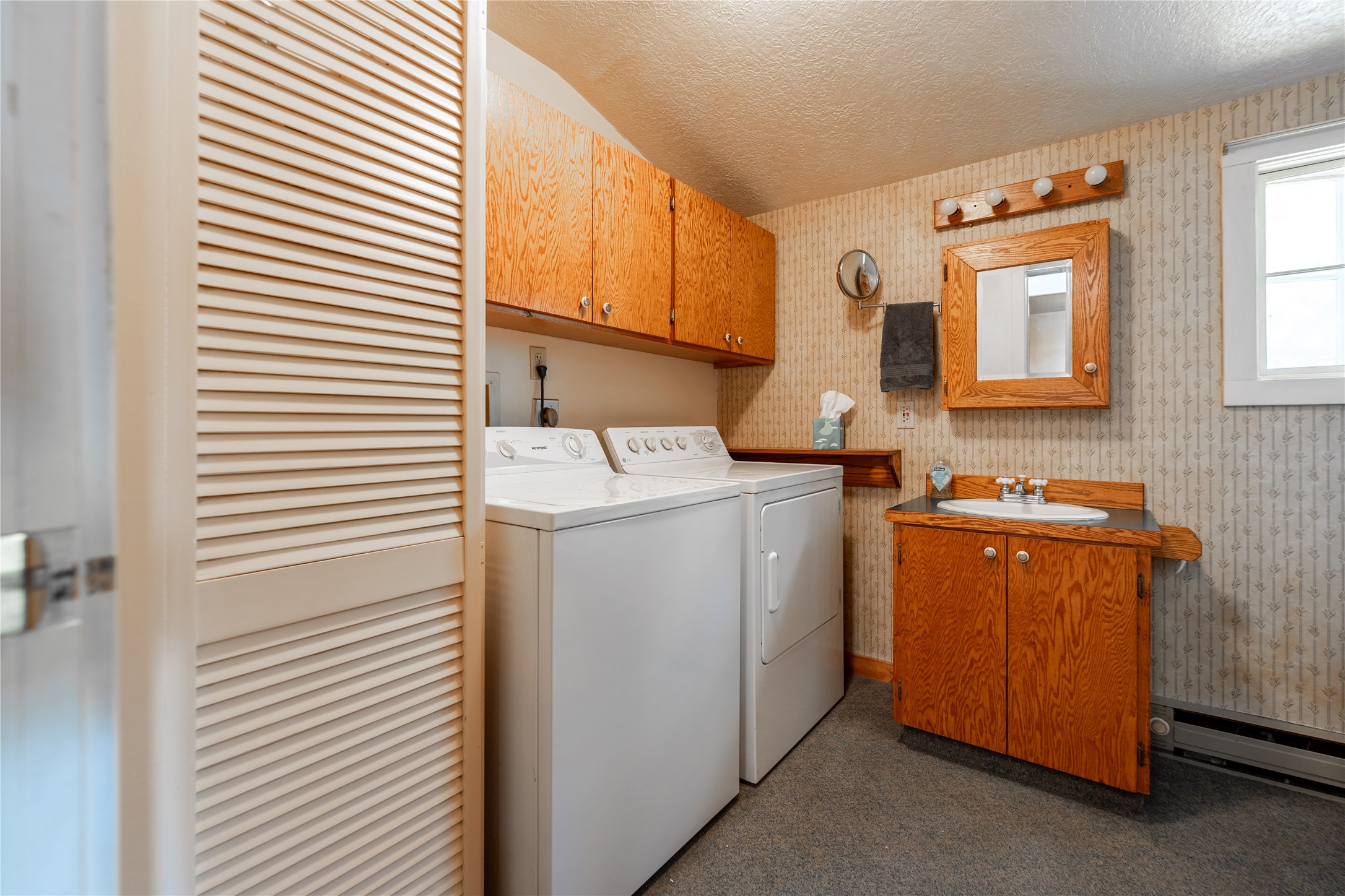 1716 6th Avenue N Property Photo 9