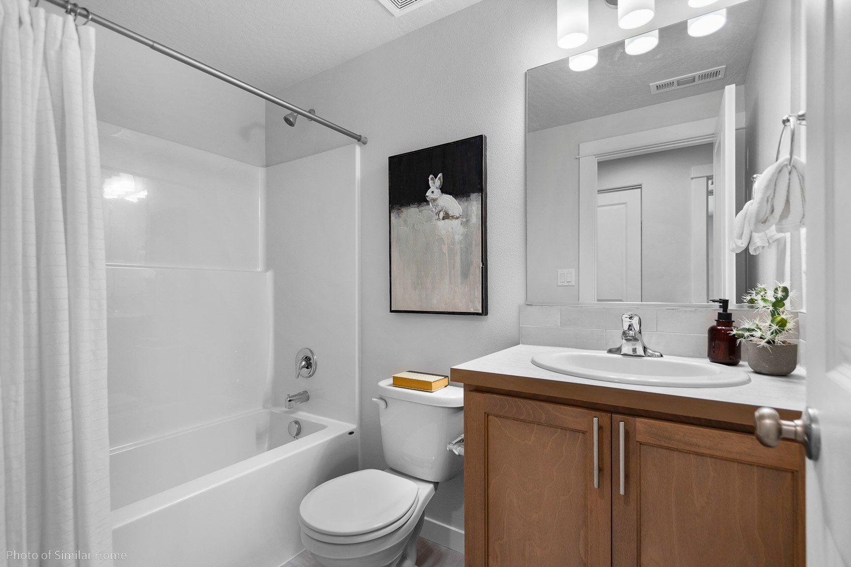 10388 Dufferin Drive Property Photo 11