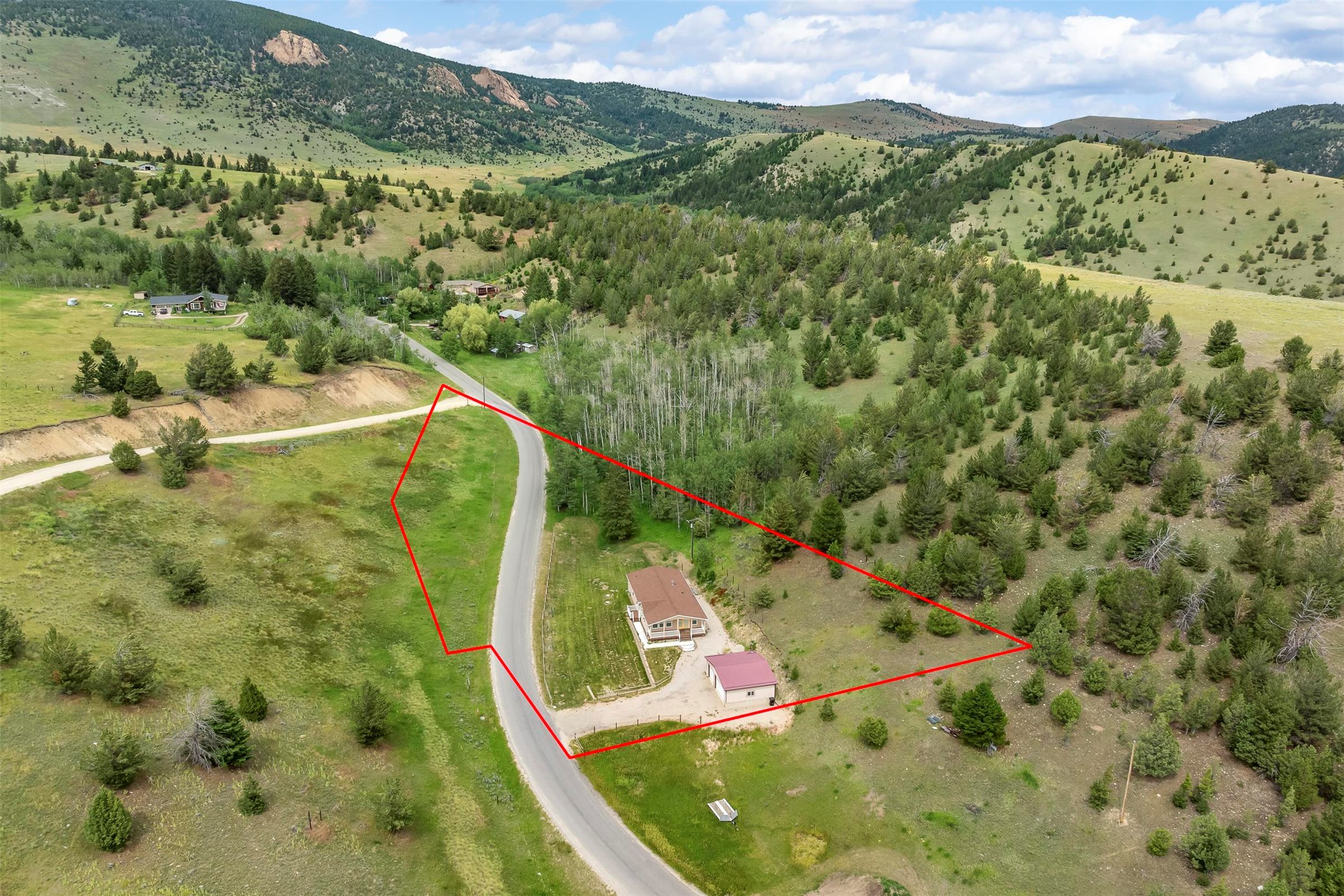 192 Geary Gulch Road Property Photo 6