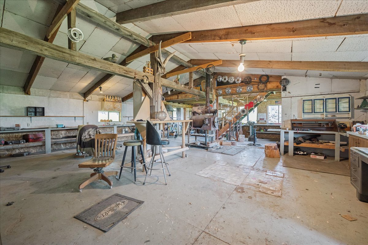 2092 Gut Creek Road Property Photo 10