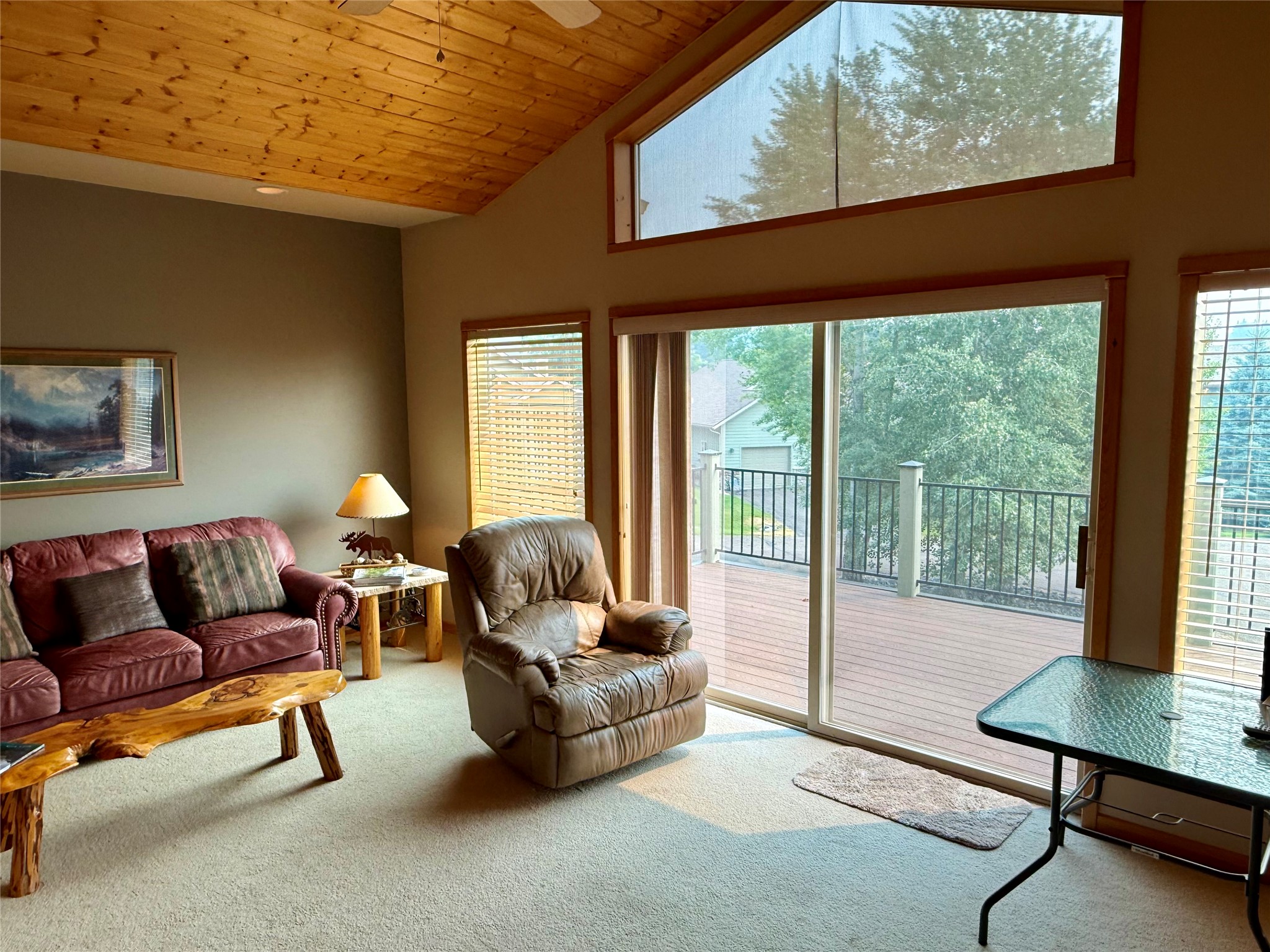 115 Colter Loop Property Photo 4