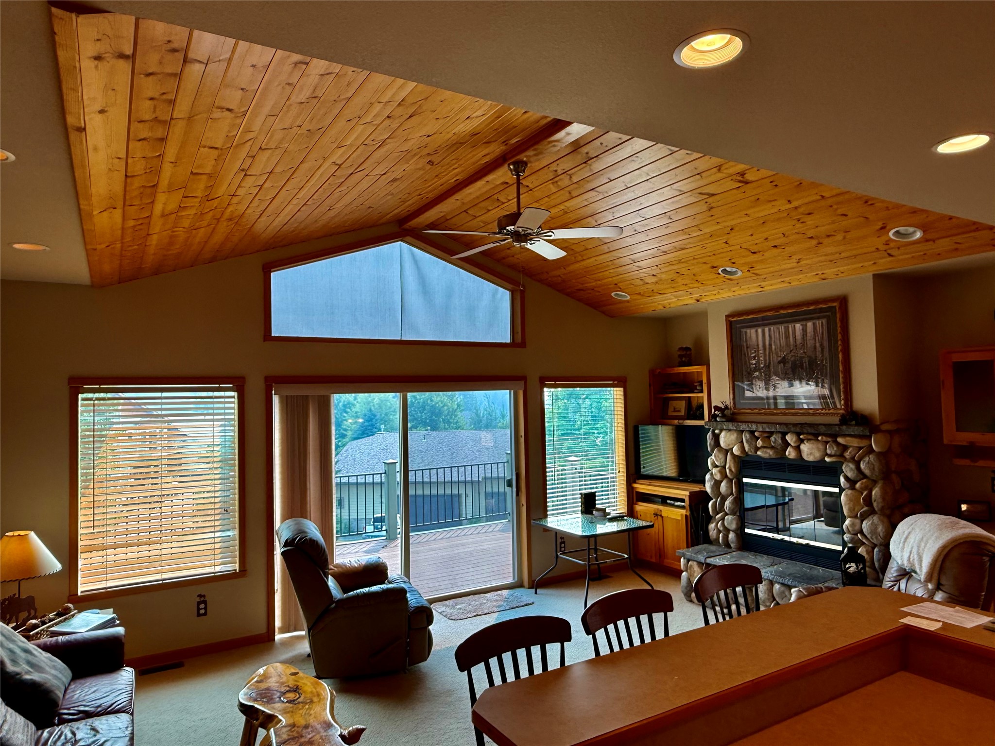 115 Colter Loop Property Photo 7