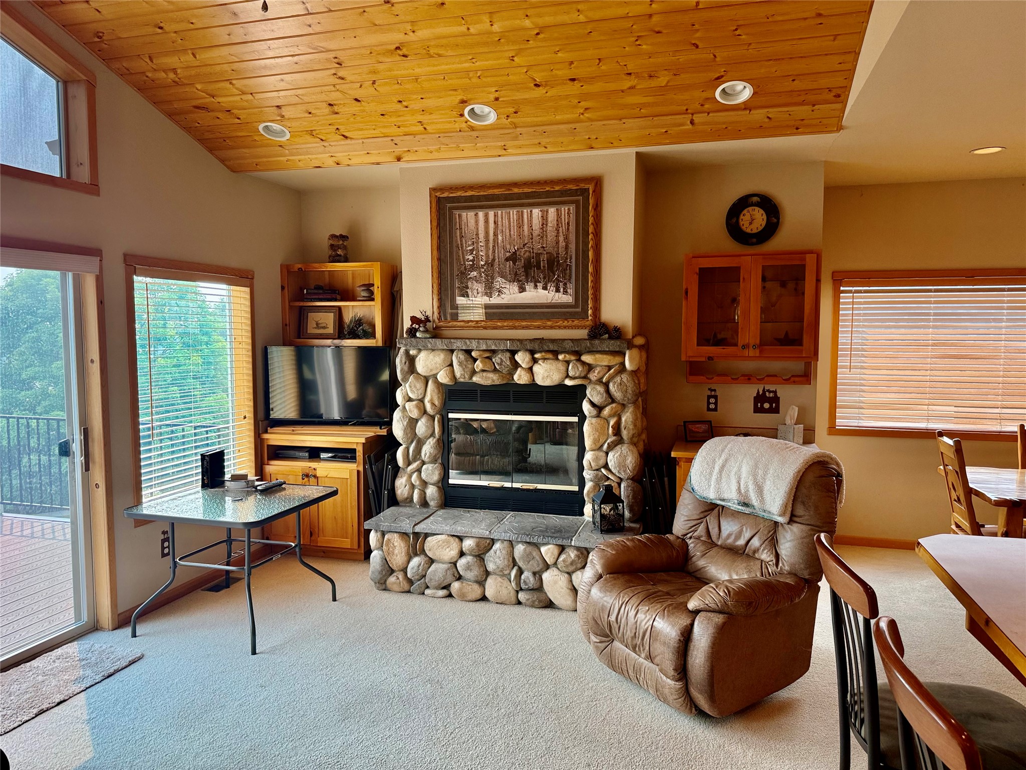 115 Colter Loop Property Photo 8